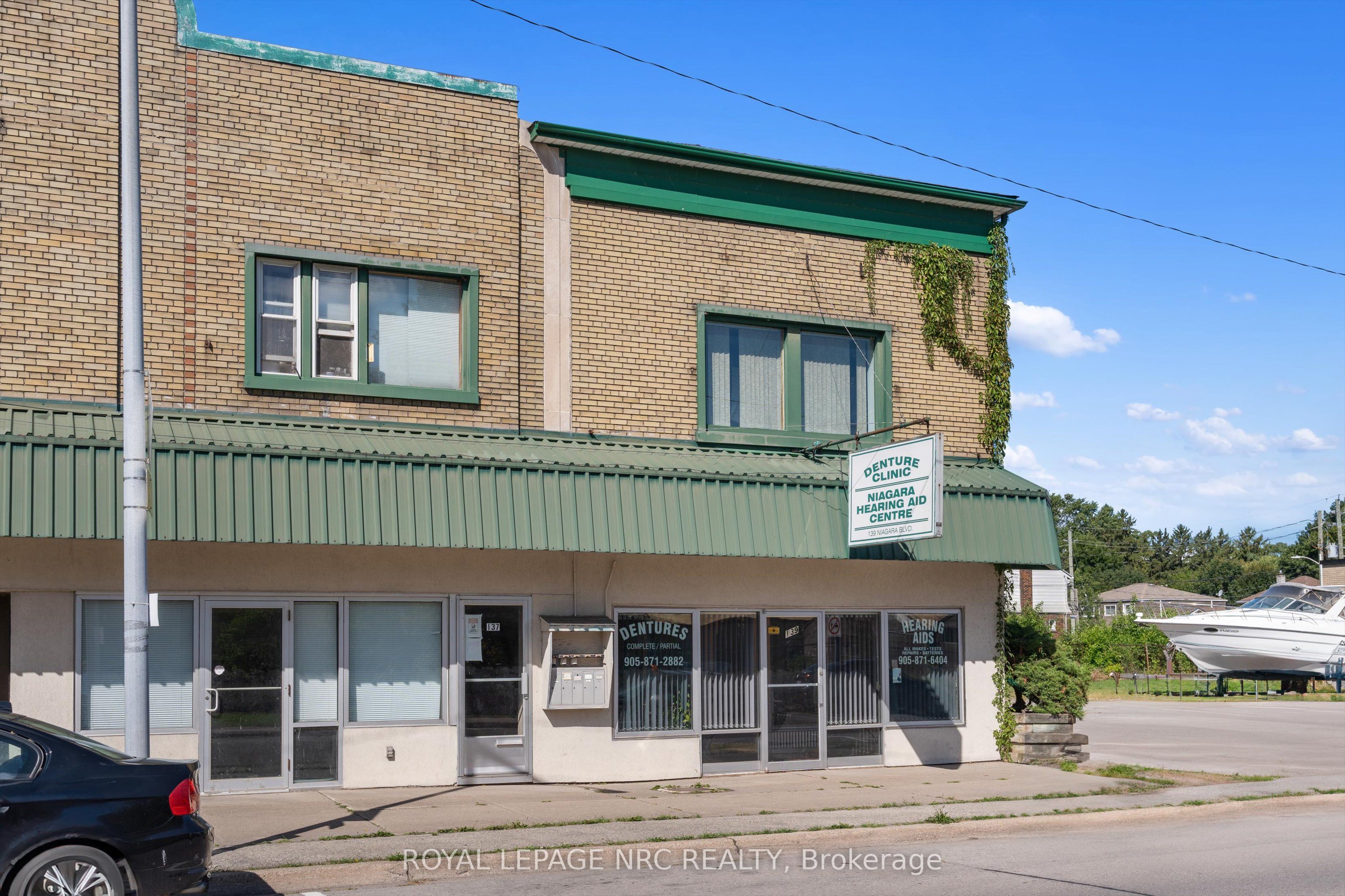 131-139 Niagara Boulevard Property Photo 9