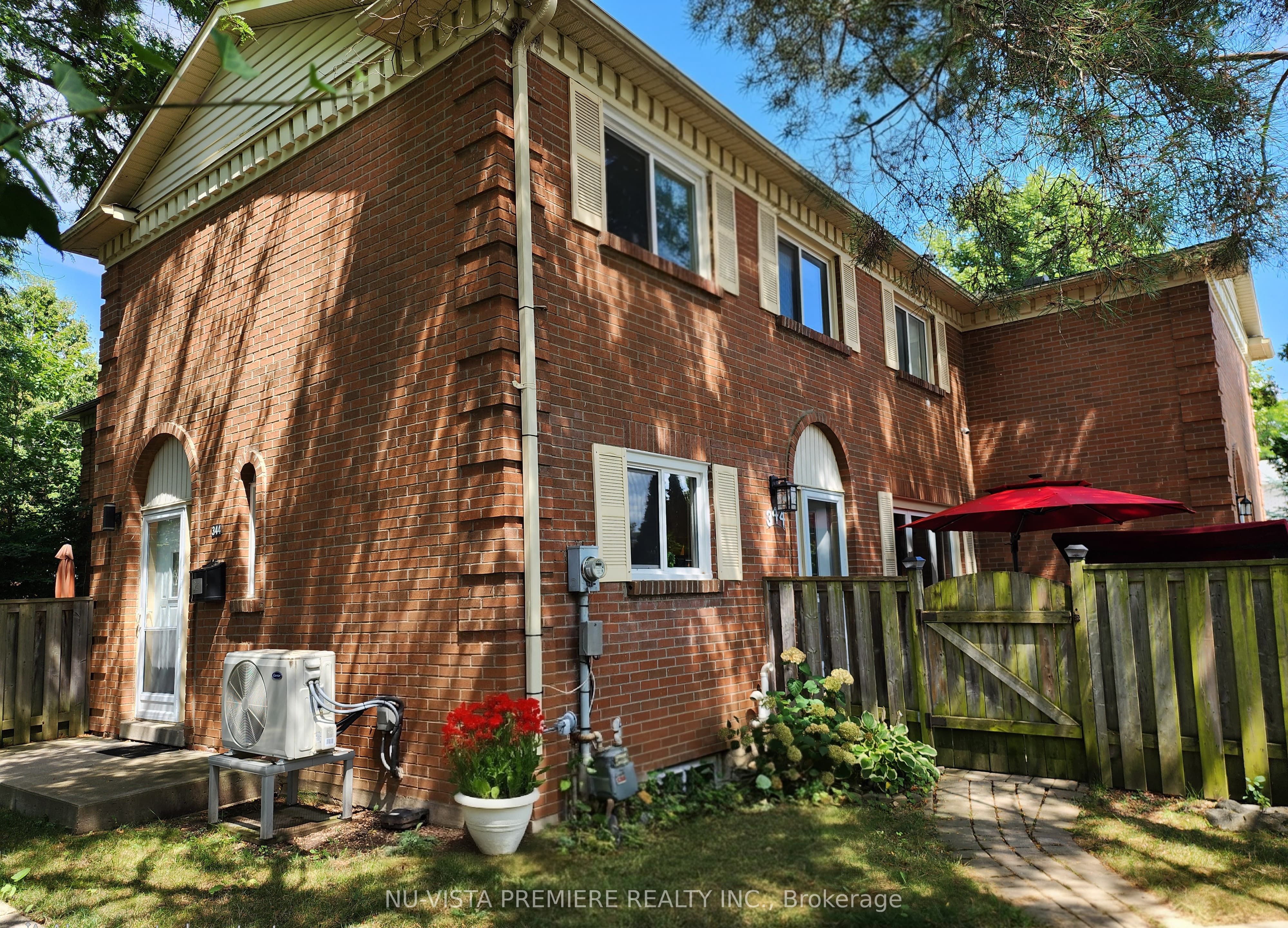 344 HOMESTEAD Court N Property Photo 1