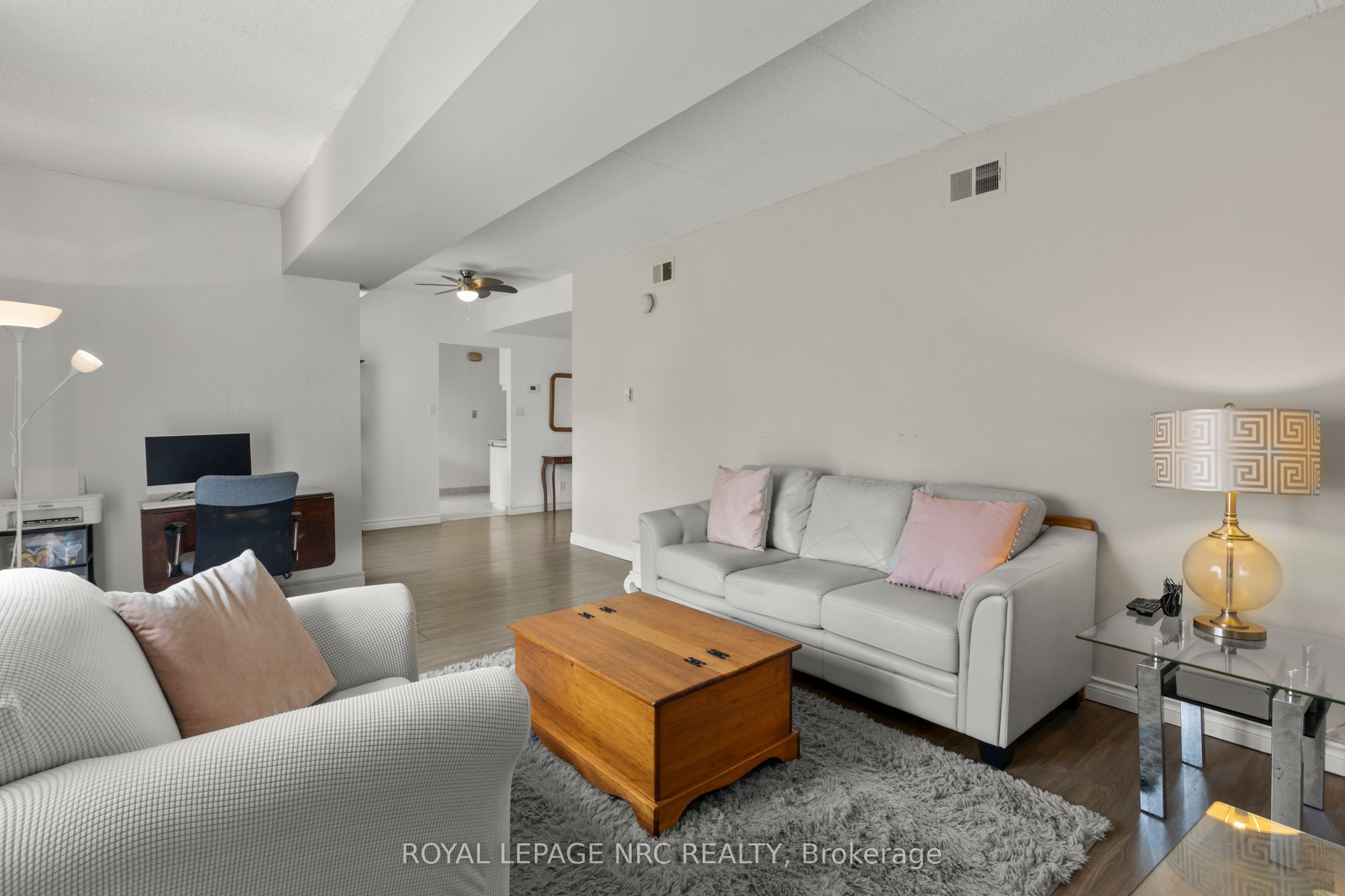 4872 Valley Way 203 Property Photo 5