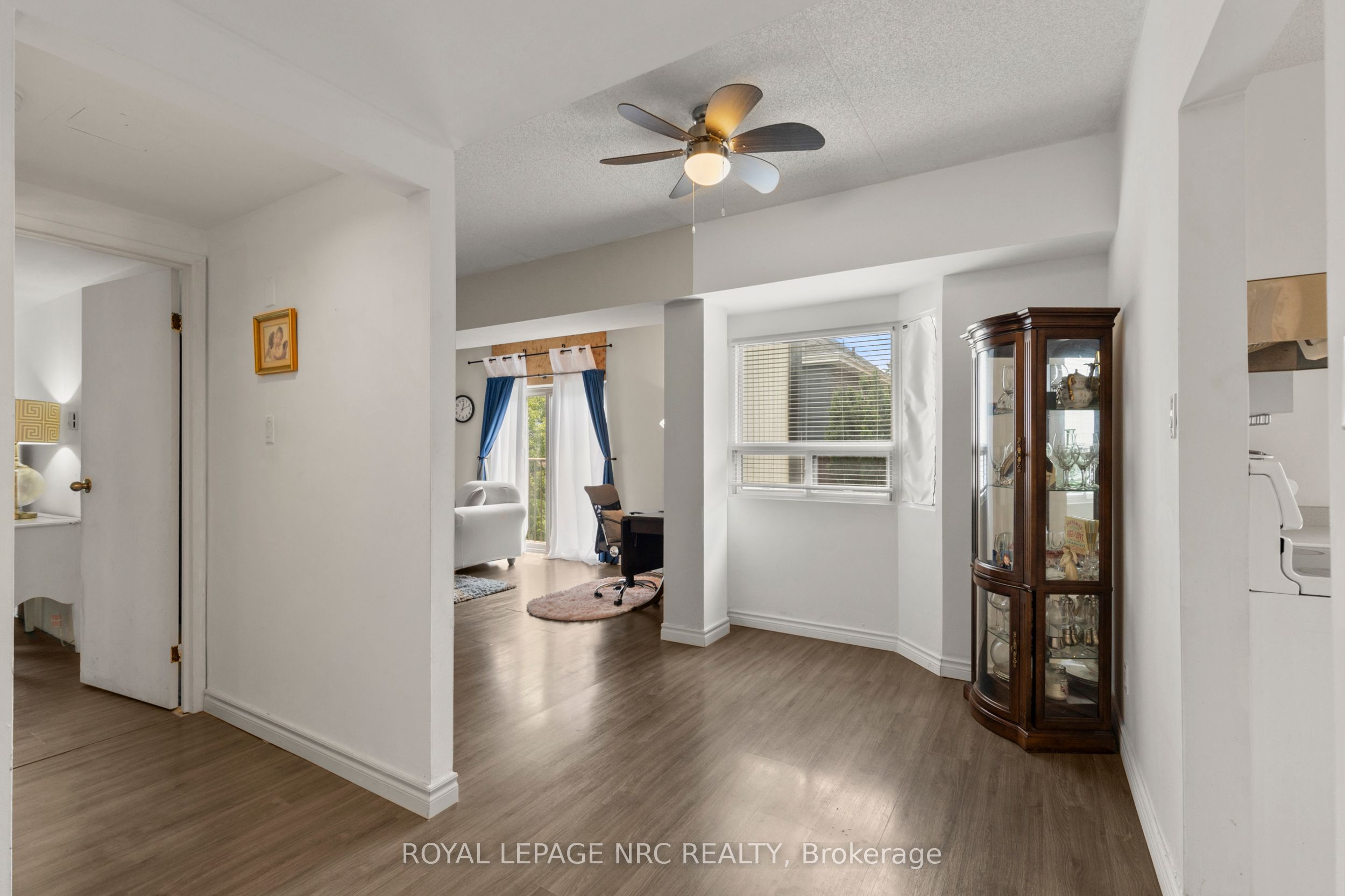 4872 Valley Way 203 Property Photo 7