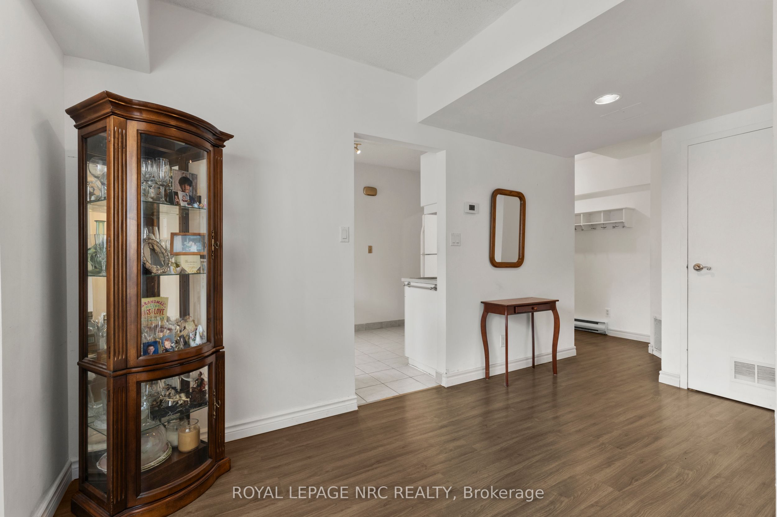 4872 Valley Way 203 Property Photo 9