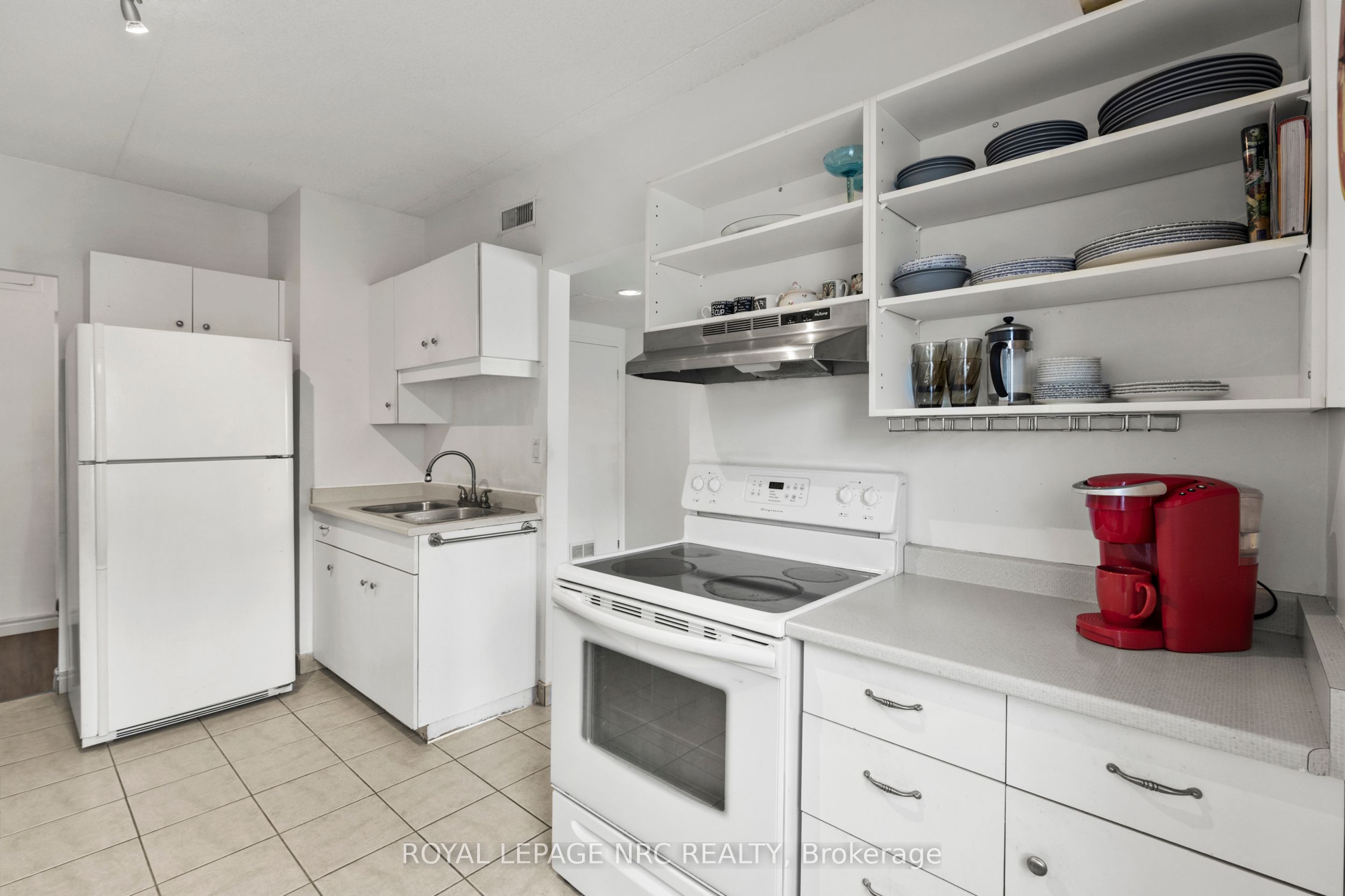 4872 Valley Way 203 Property Photo 10