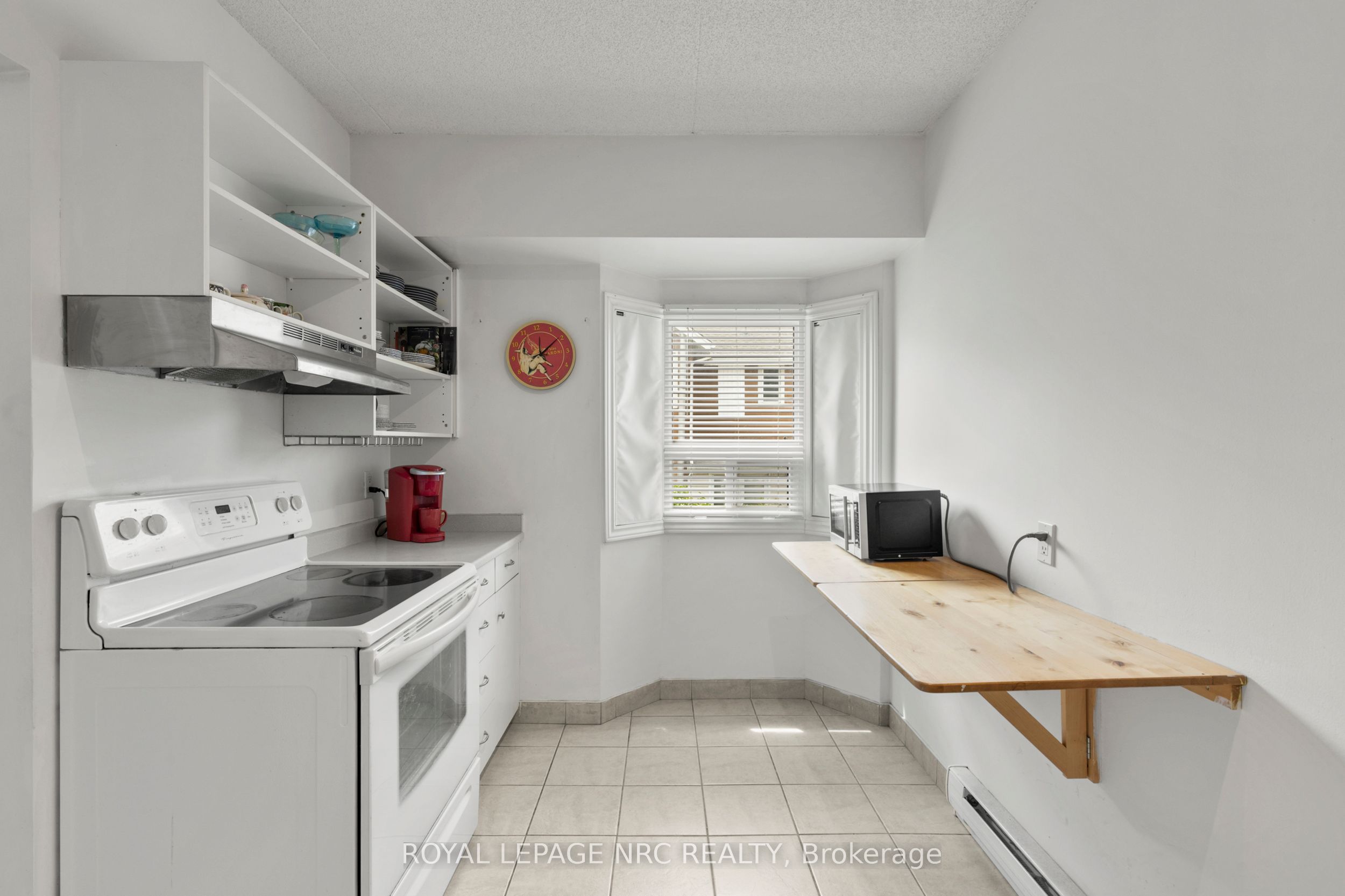 4872 Valley Way 203 Property Photo 11