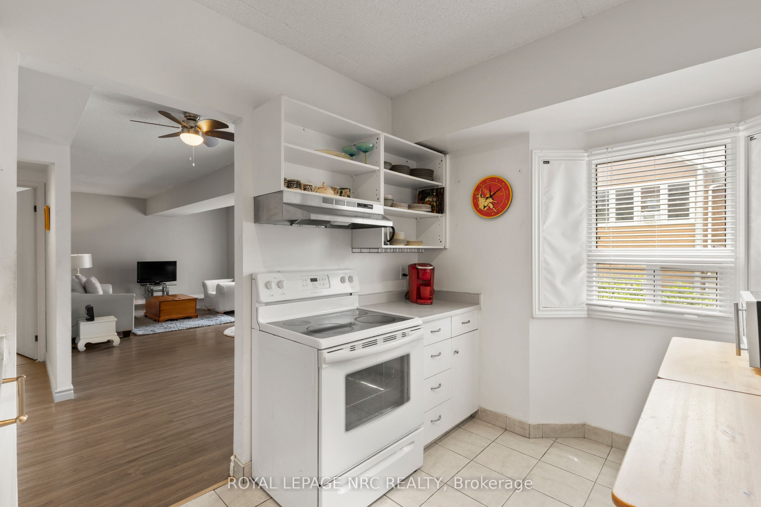 4872 Valley Way 203 Property Photo 12