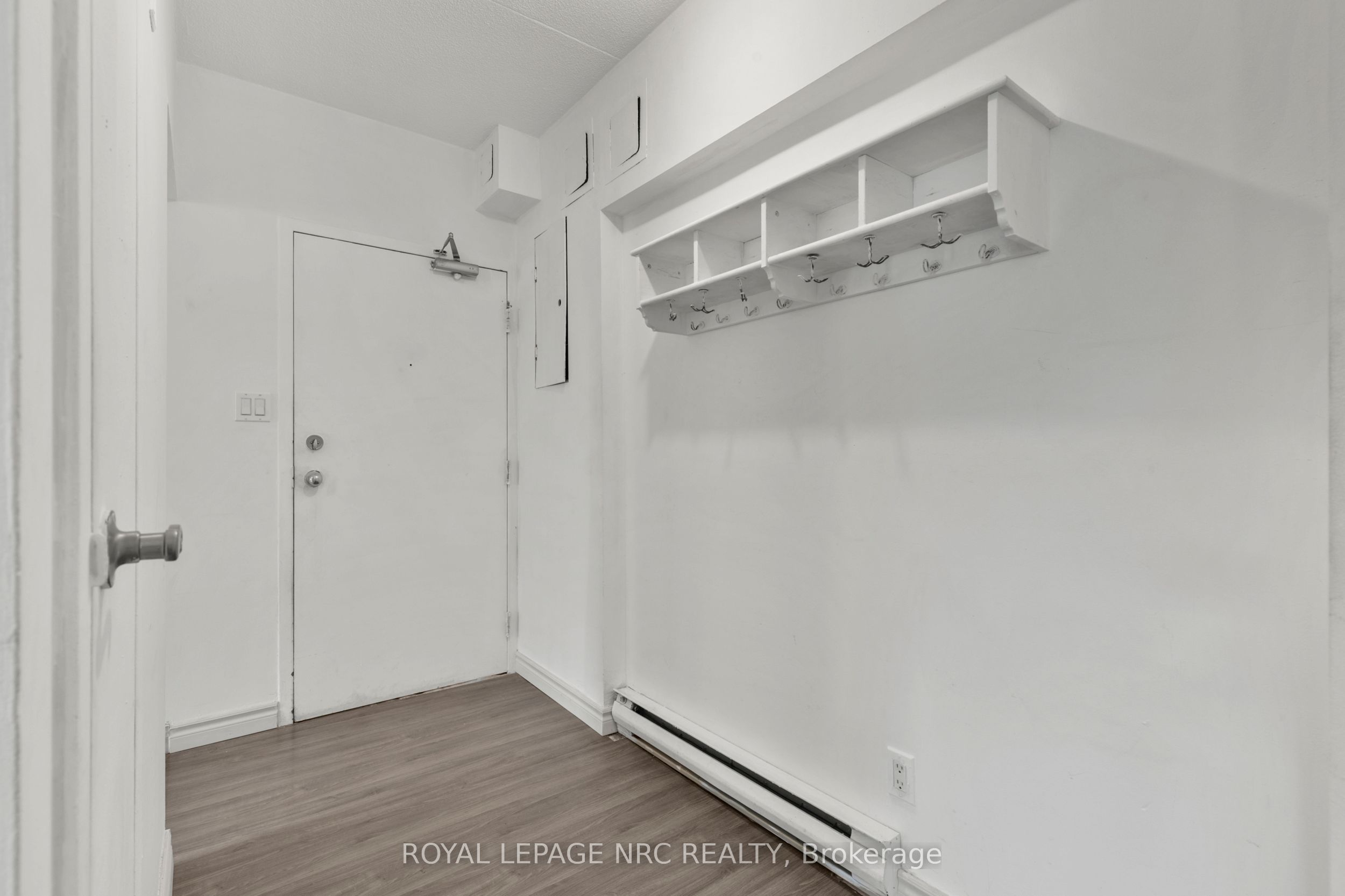 4872 Valley Way 203 Property Photo 16