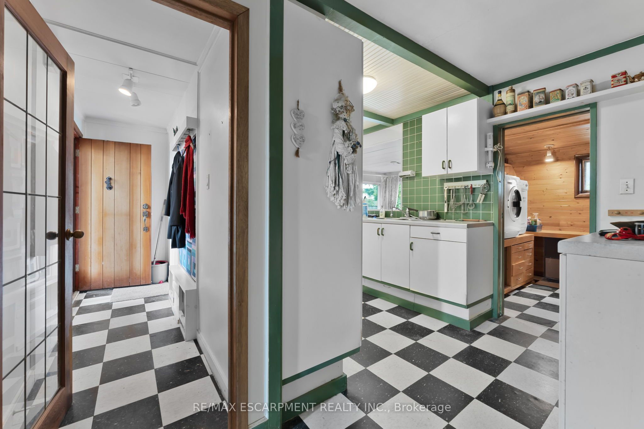 614 Golf Club Road Property Photo 14