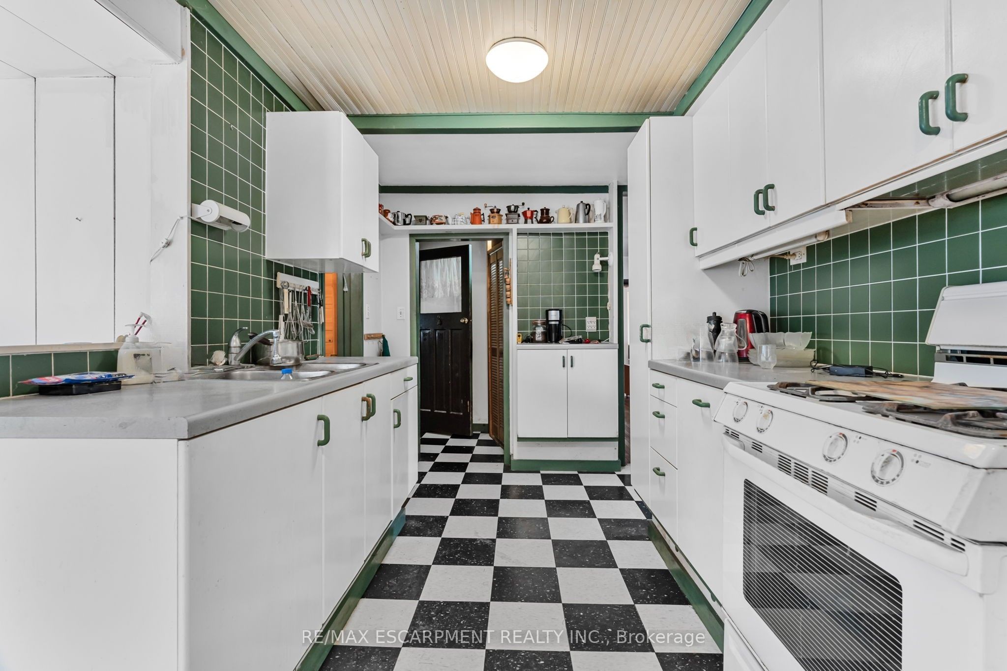 614 Golf Club Road Property Photo 18