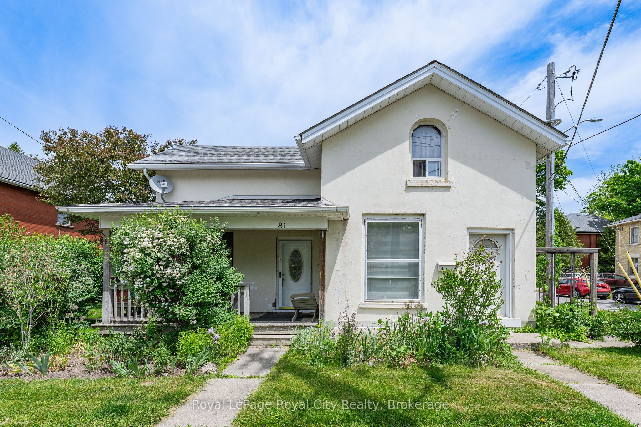 81 Edinburgh Road N Property Photo 1