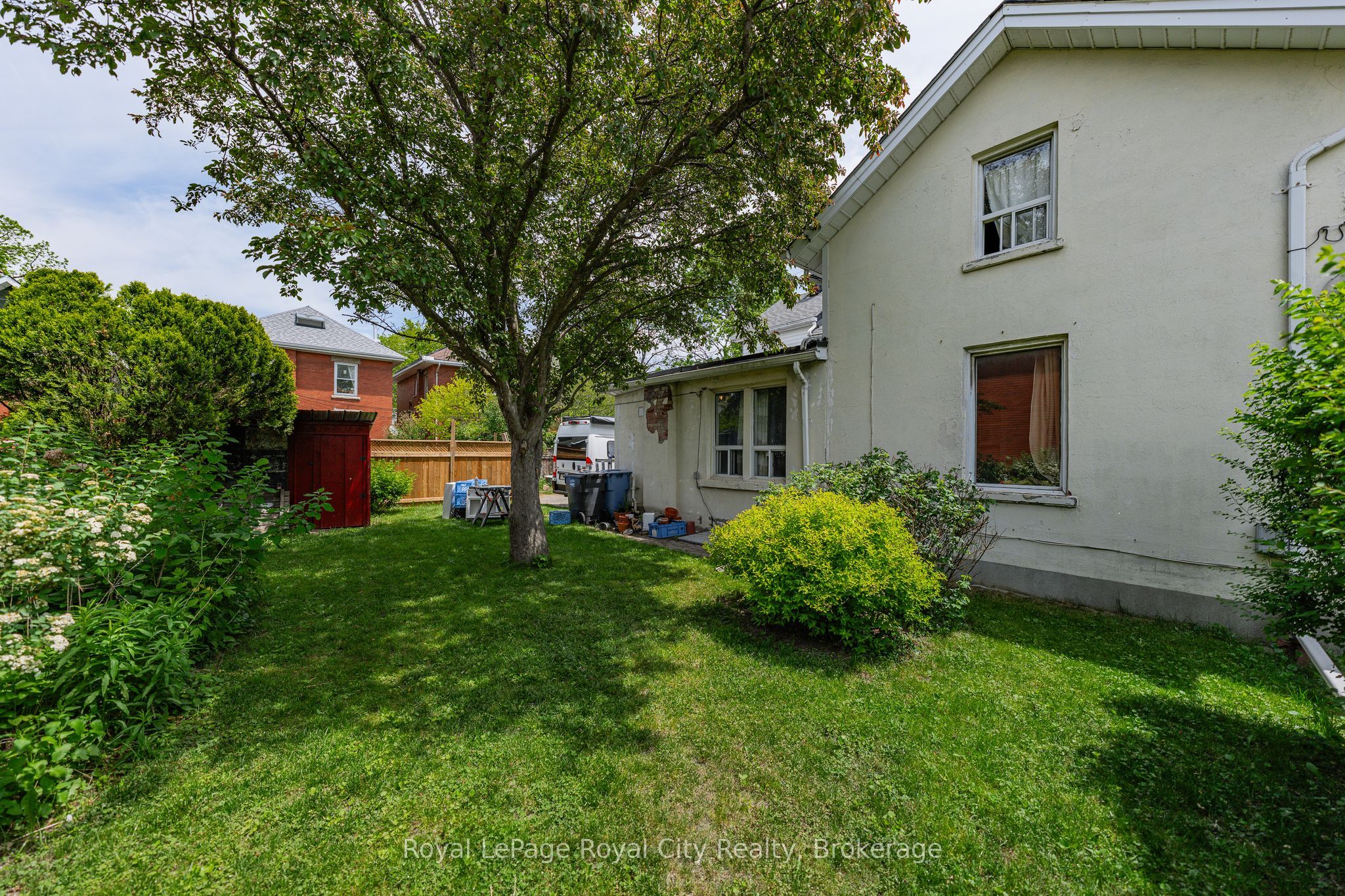 81 Edinburgh Road N Property Photo 5