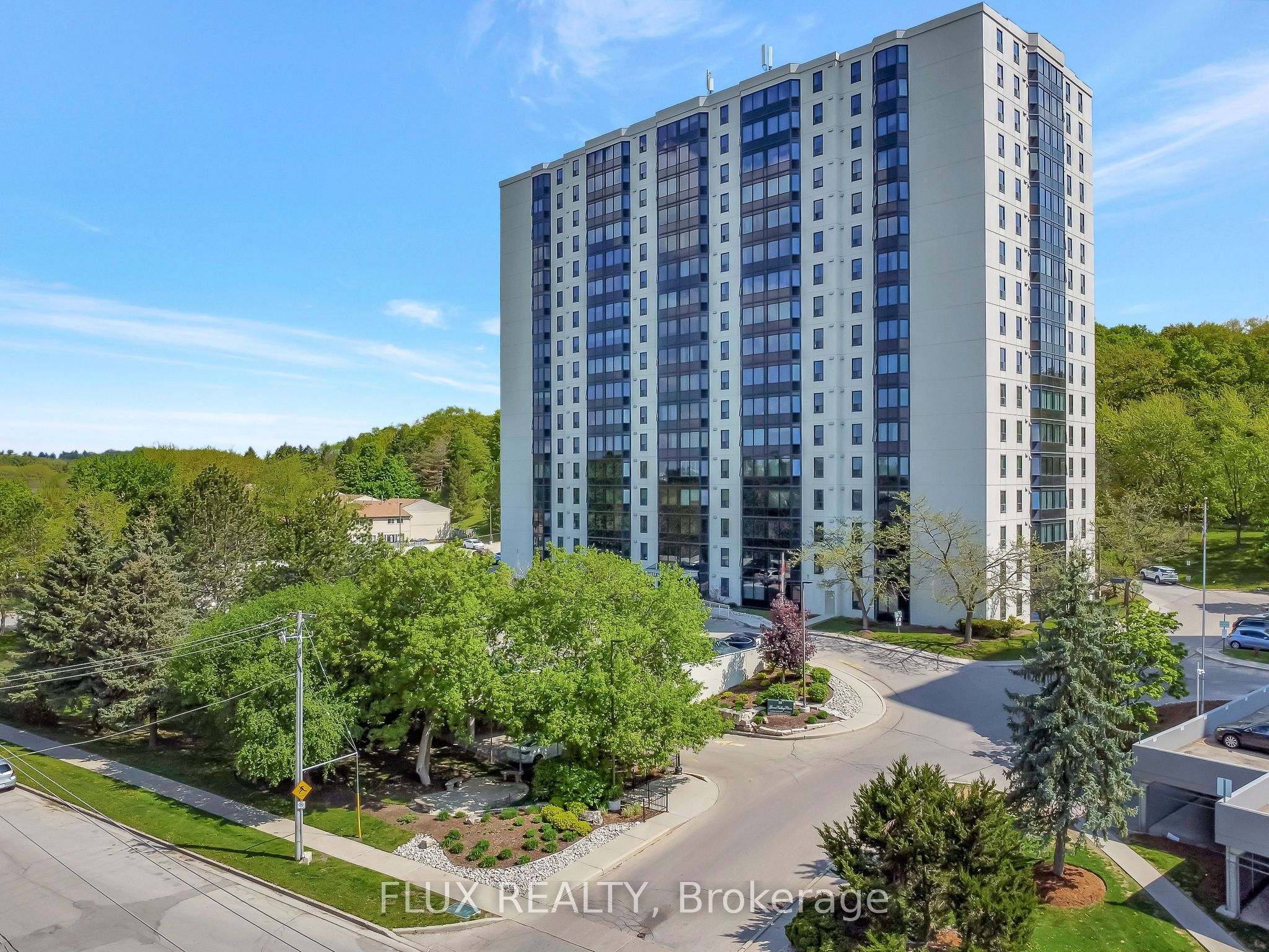 35 Green Valley Drive 902 Property Photo 1