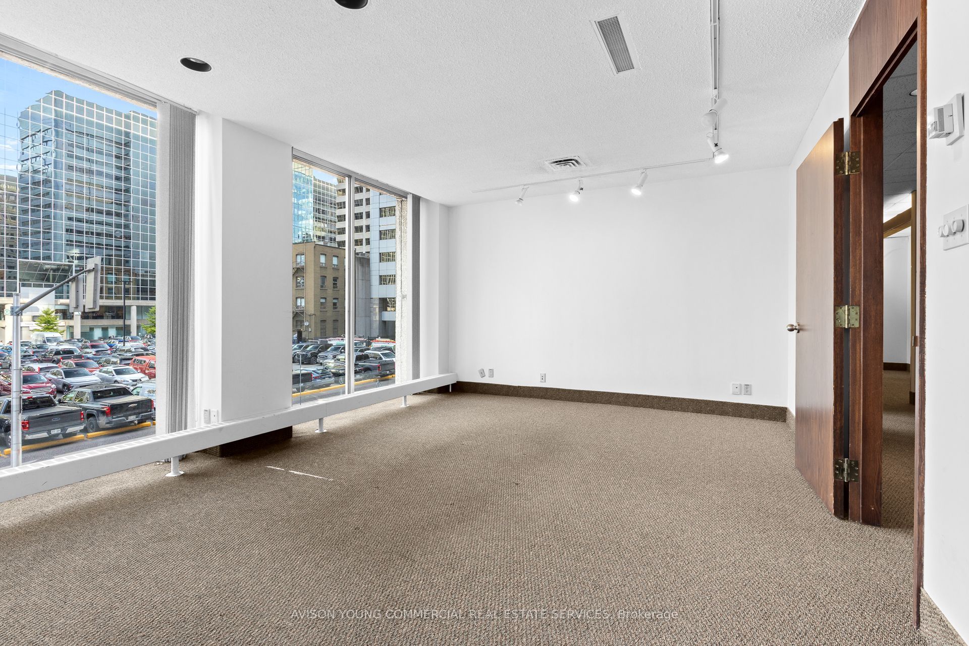 280 Albert Street 202 Property Photo 7
