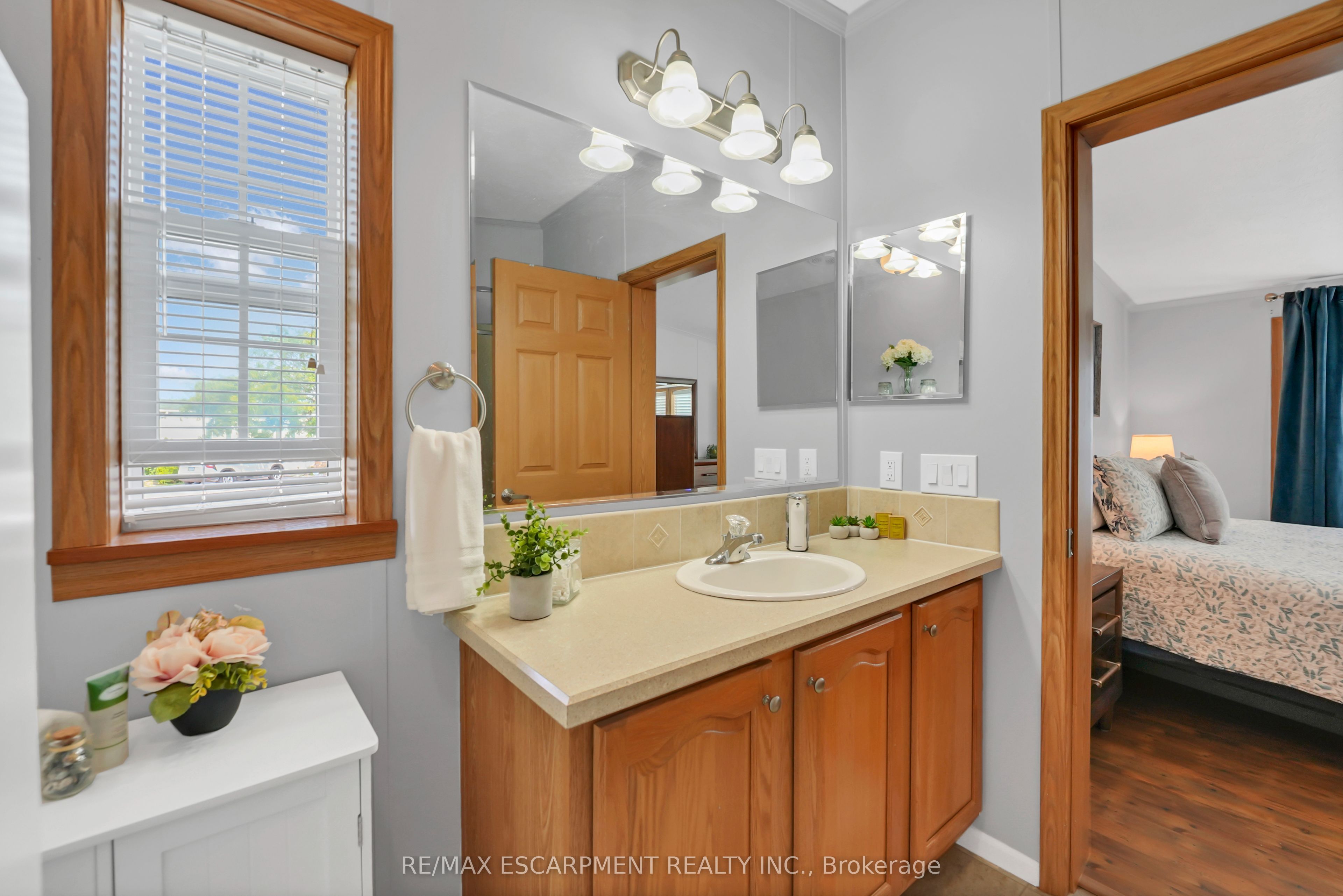 3033 Townline Road 343 Property Photo 16