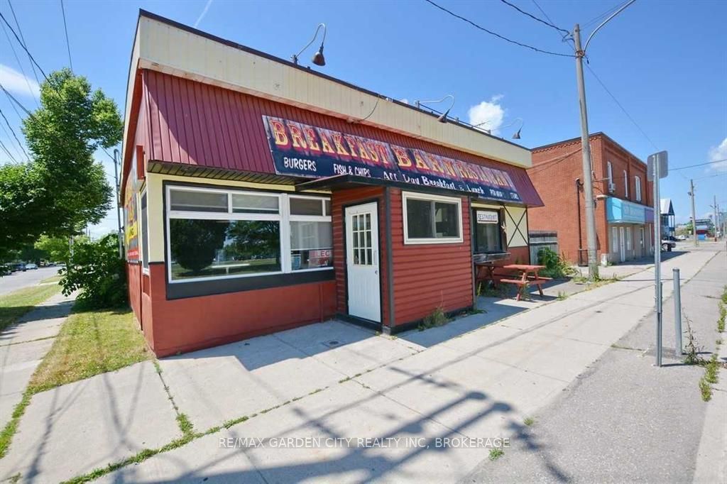 529 KING Street Property Photo 1