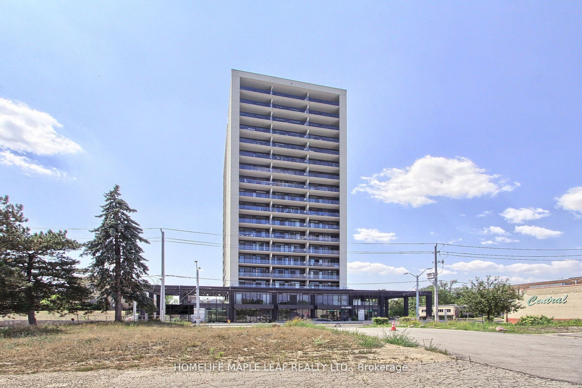 741 King Street W 103 Property Photo