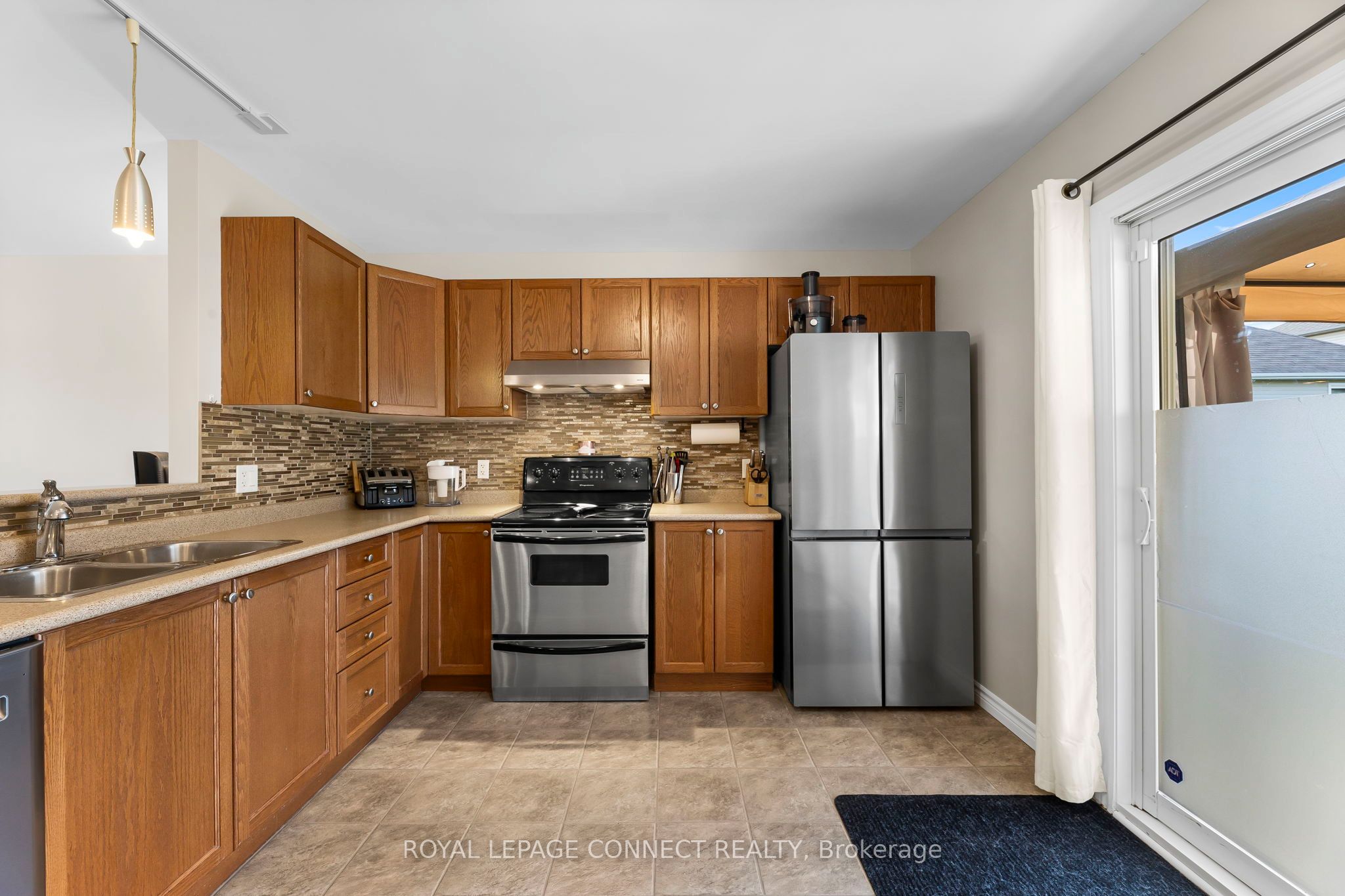 25 Springdale Drive Property Photo 10