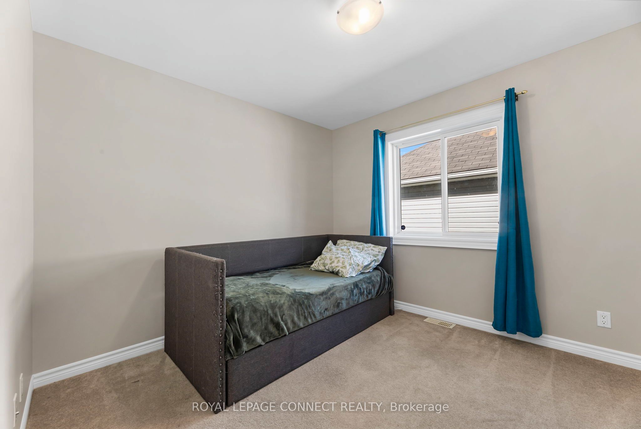 25 Springdale Drive Property Photo 16