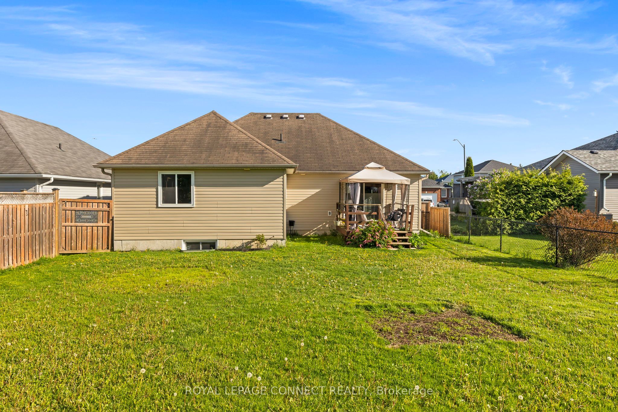 25 Springdale Drive Property Photo 38