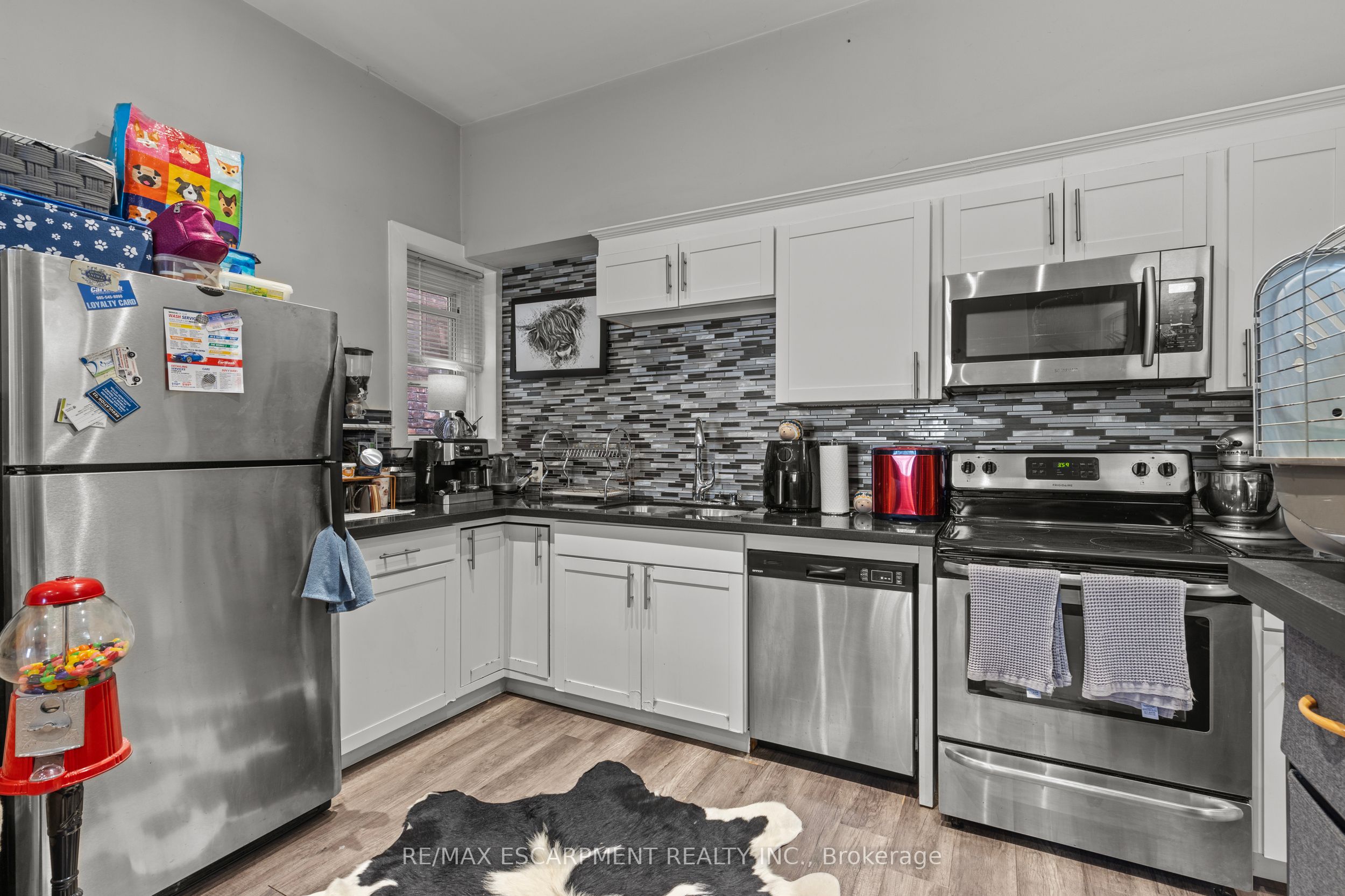 181 West Avenue Property Photo 10