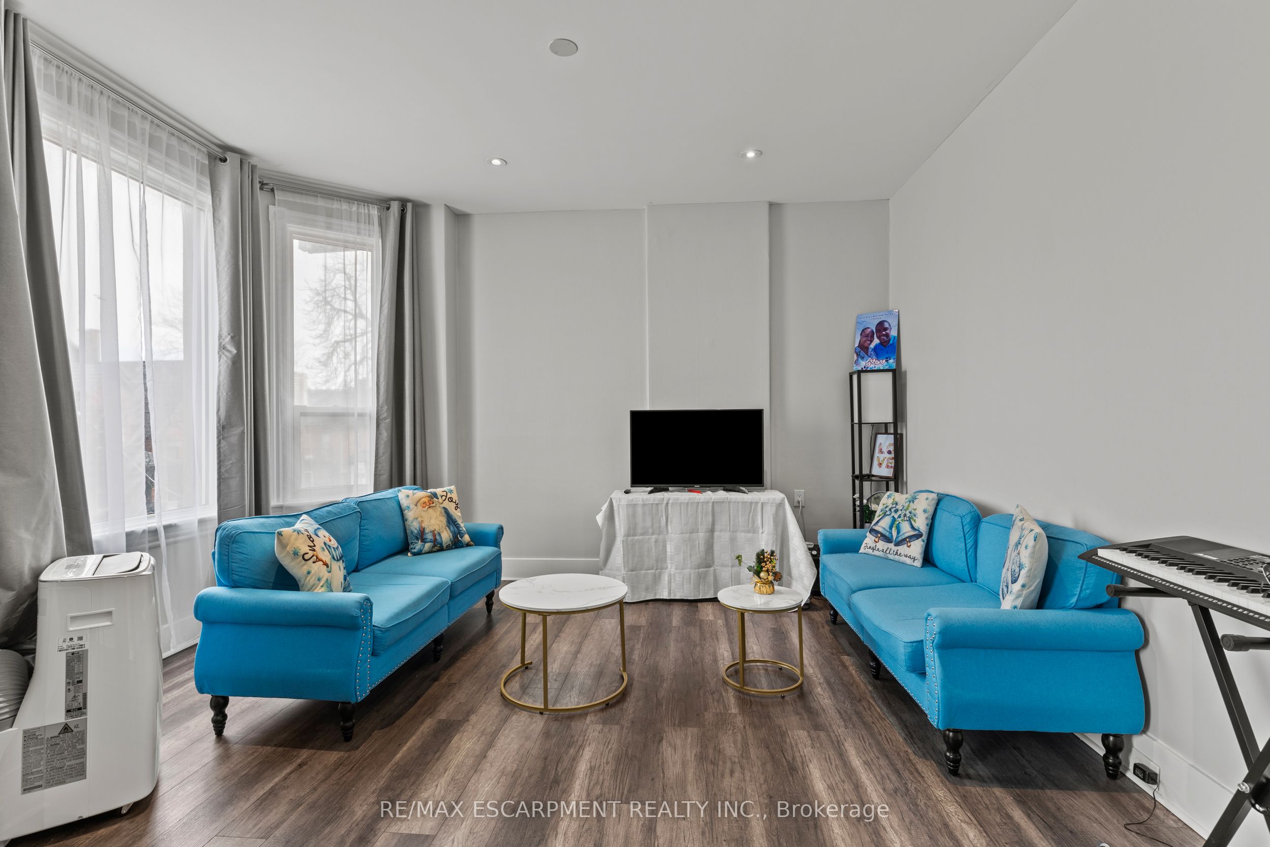 181 West Avenue Property Photo 16