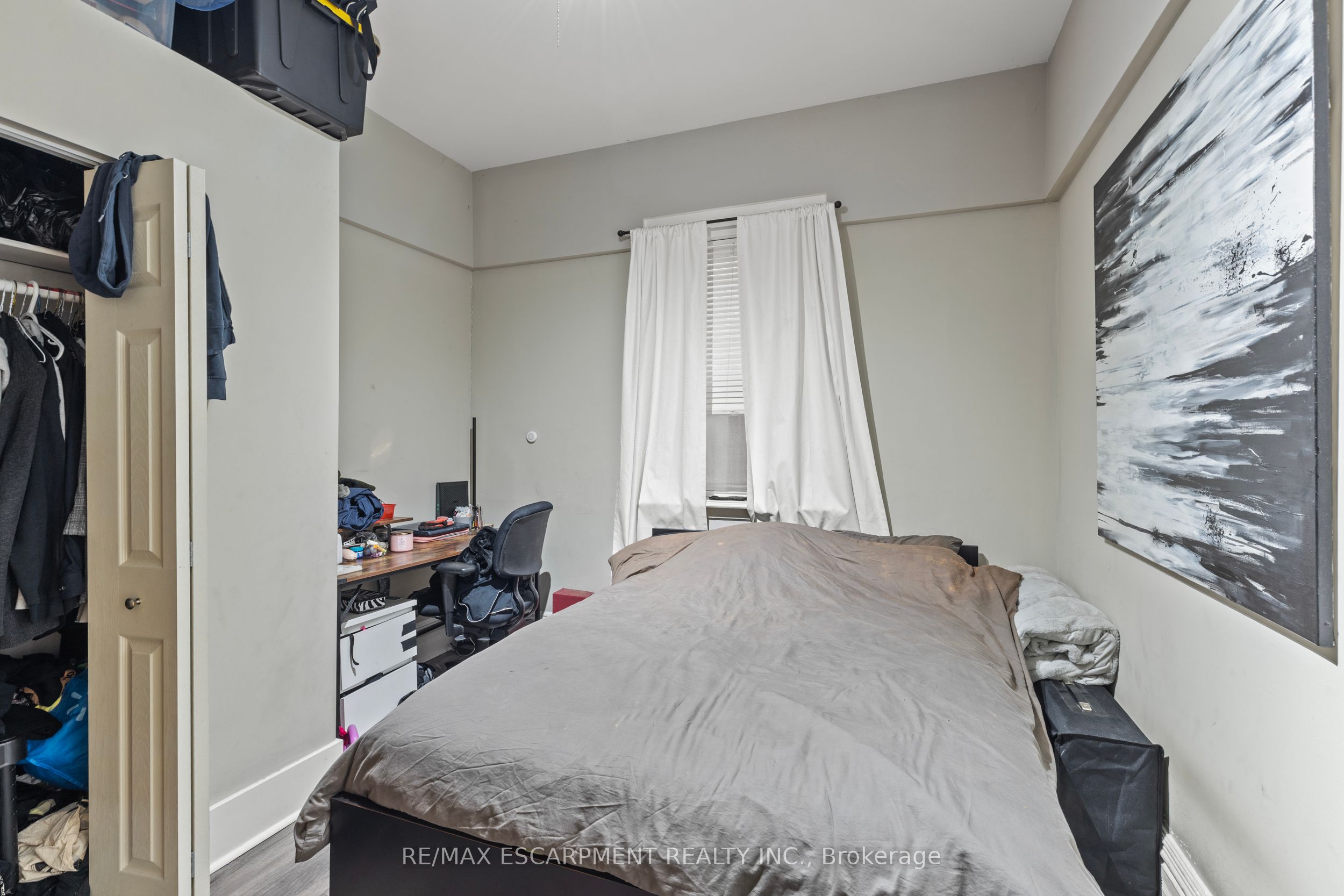 181 West Avenue Property Photo 32