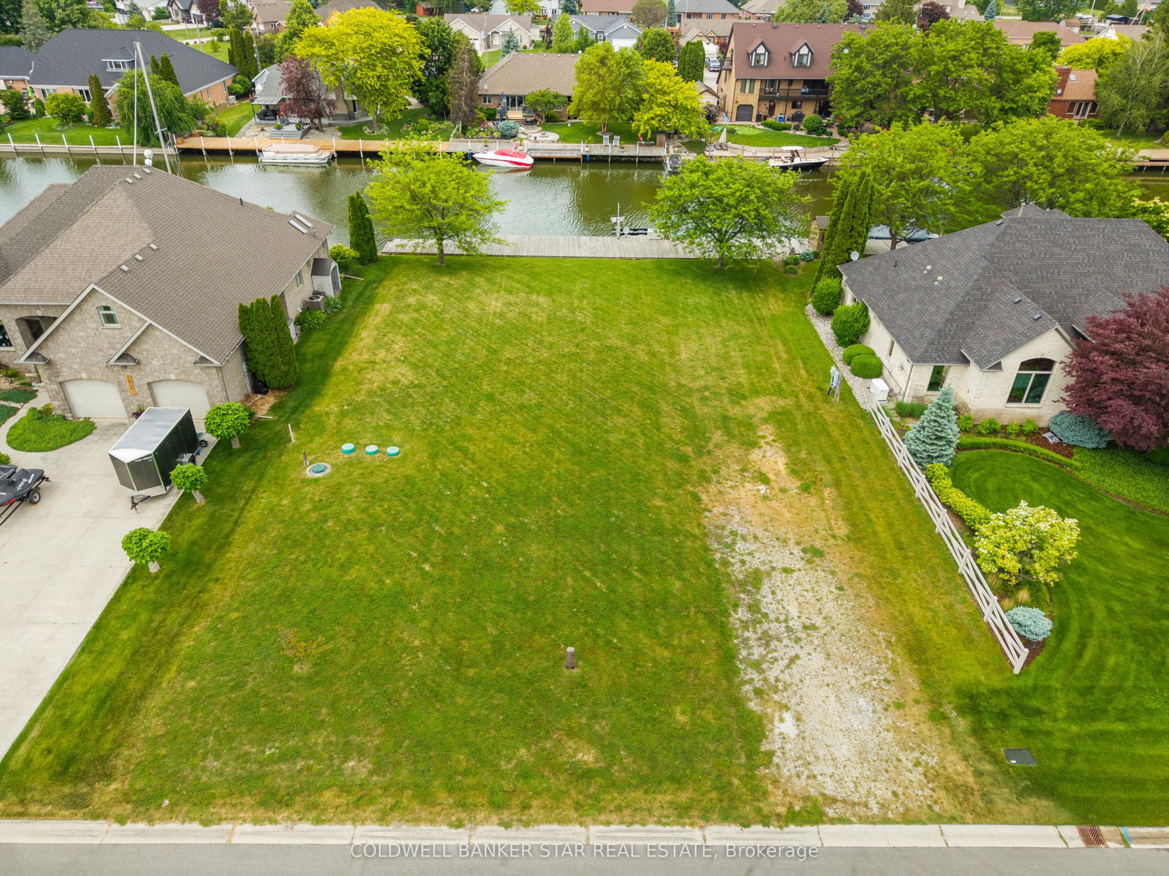 19120 Crest River Avenue Property Photo 7
