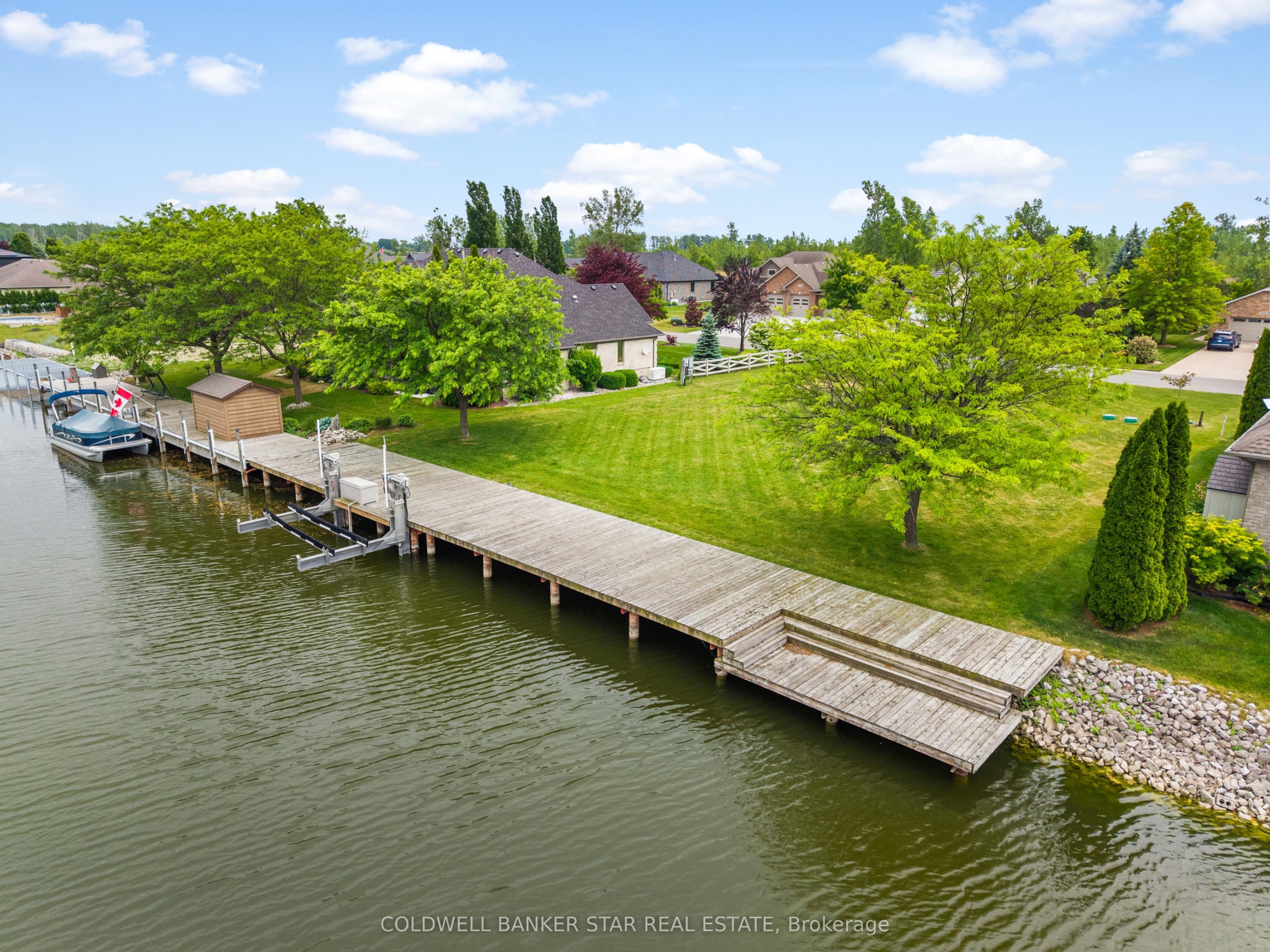 19120 Crest River Avenue Property Photo 8