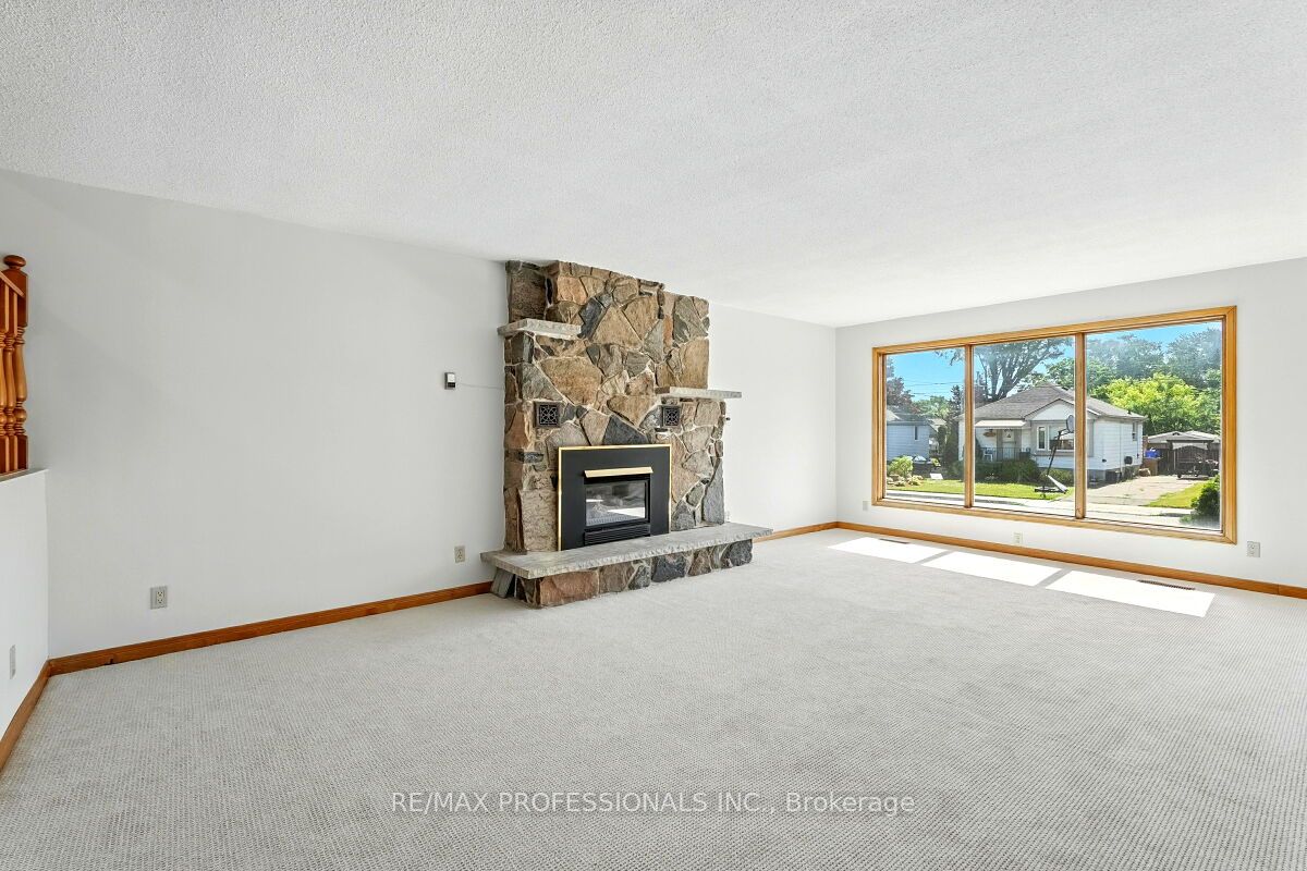 236 East 21st Street Property Photo 7