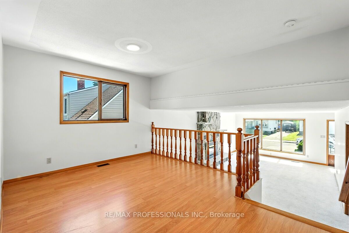 236 East 21st Street Property Photo 12