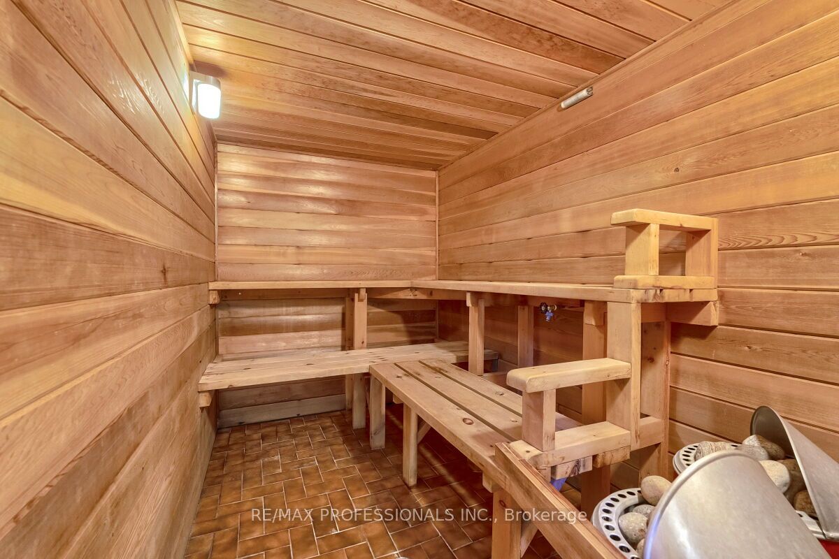 236 East 21st Street Property Photo 38