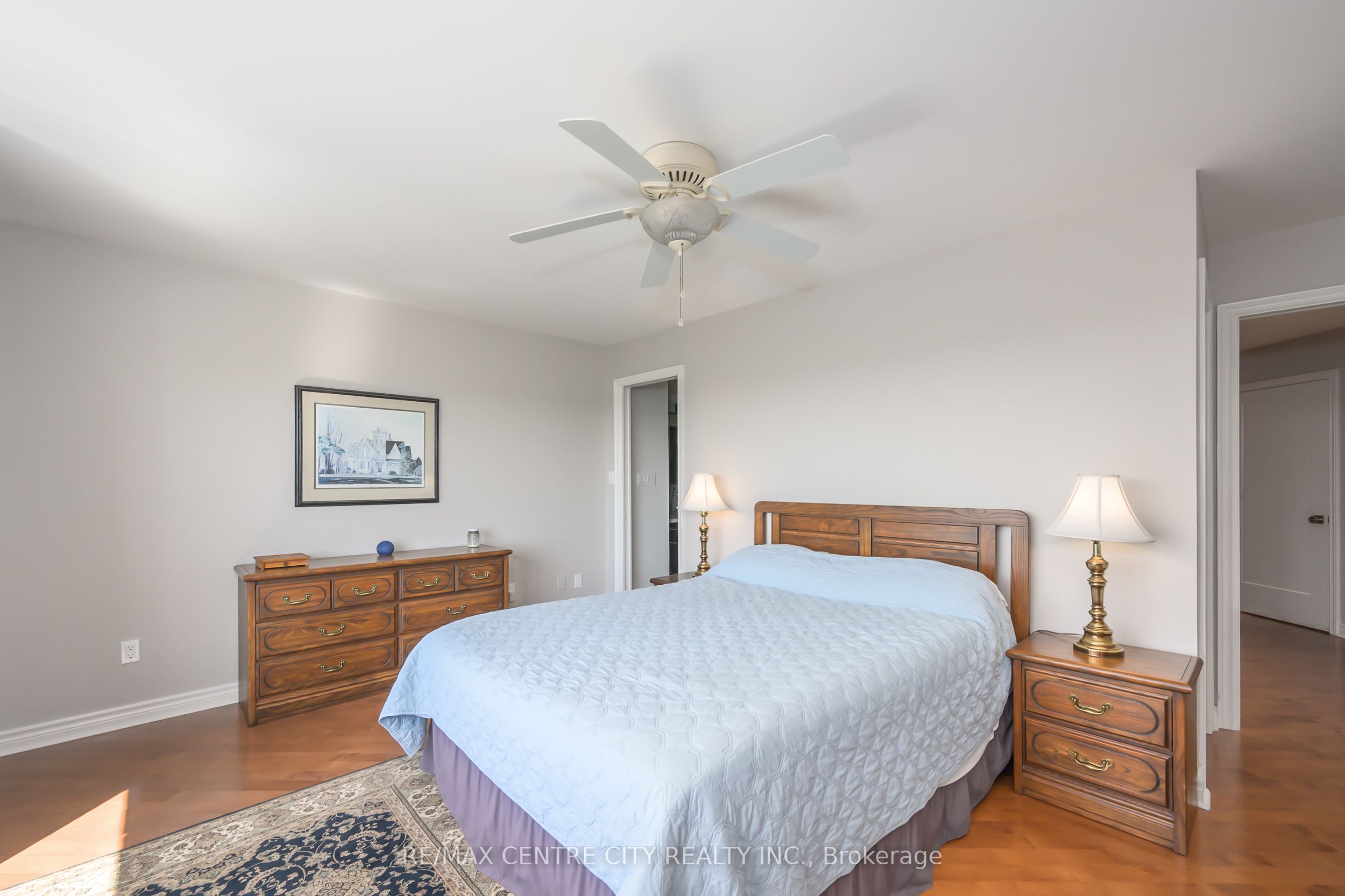 19 King Street 1102 Property Photo 14