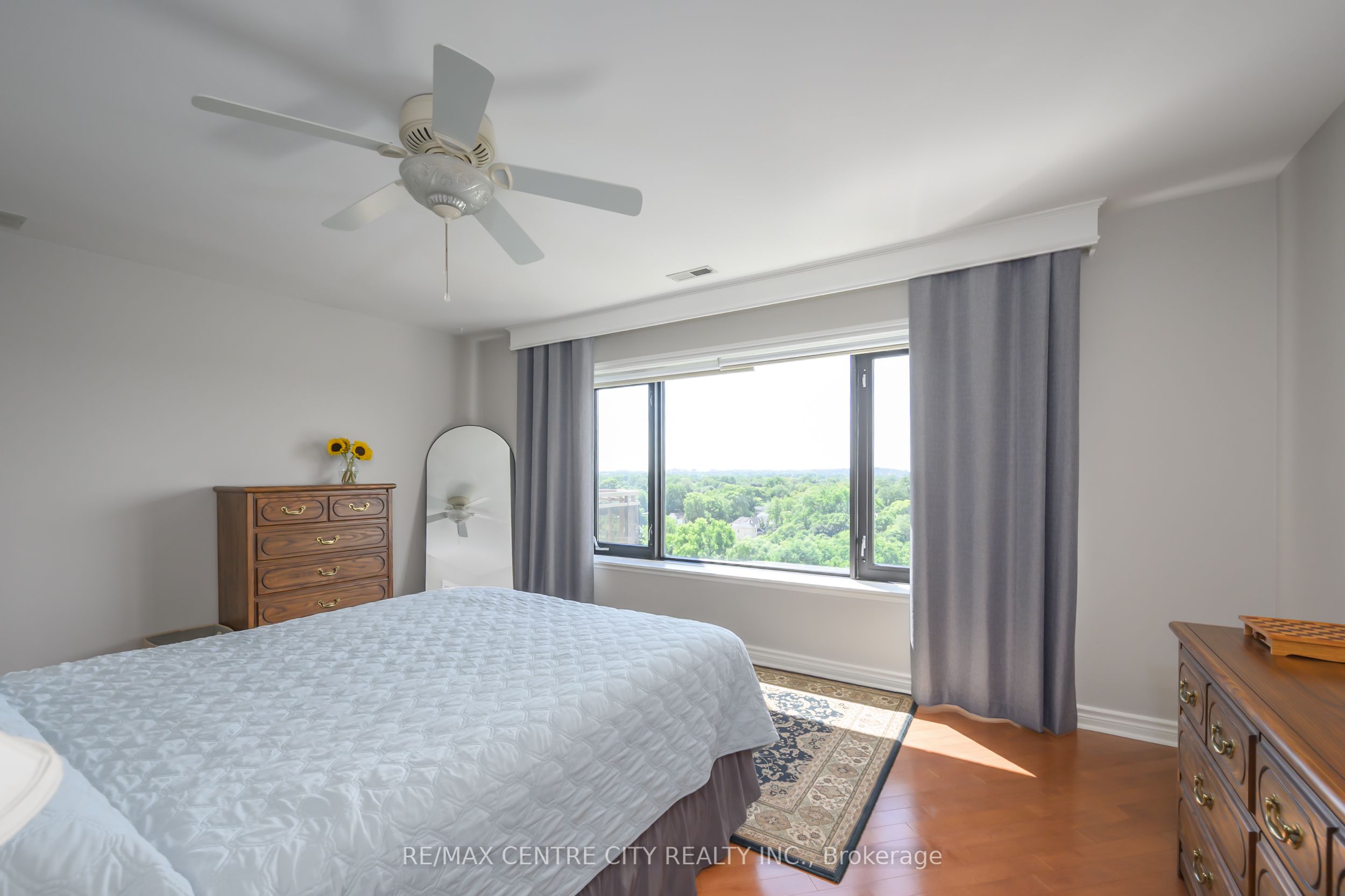 19 King Street 1102 Property Photo 15