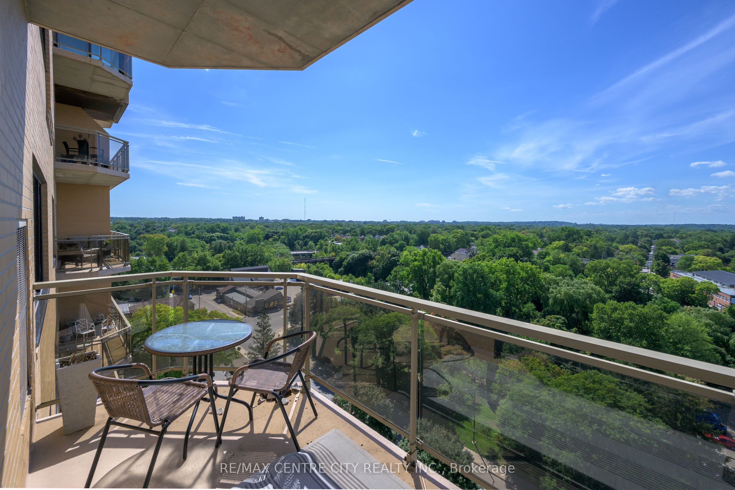 19 King Street 1102 Property Photo 27