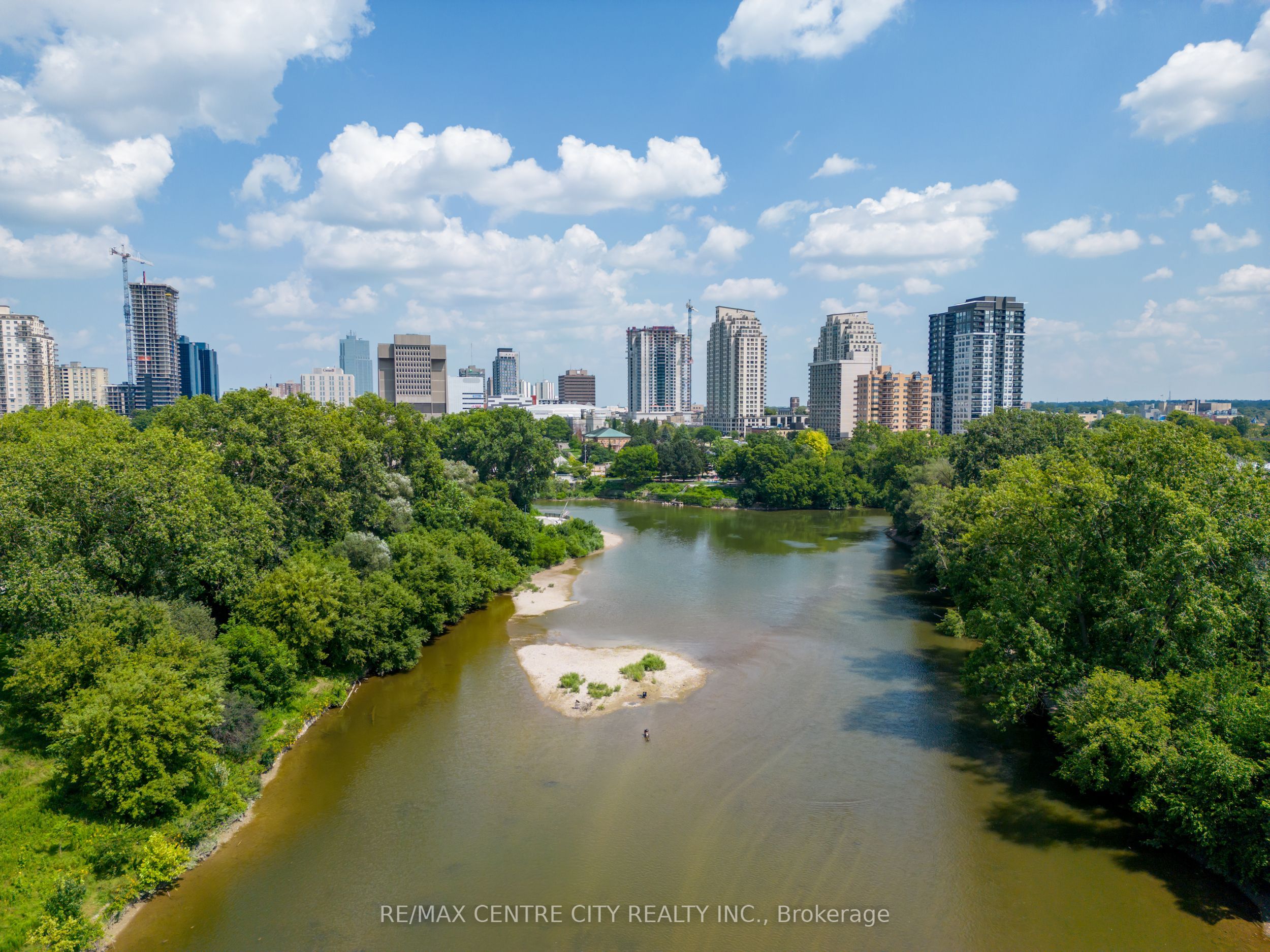 19 King Street 1102 Property Photo 31