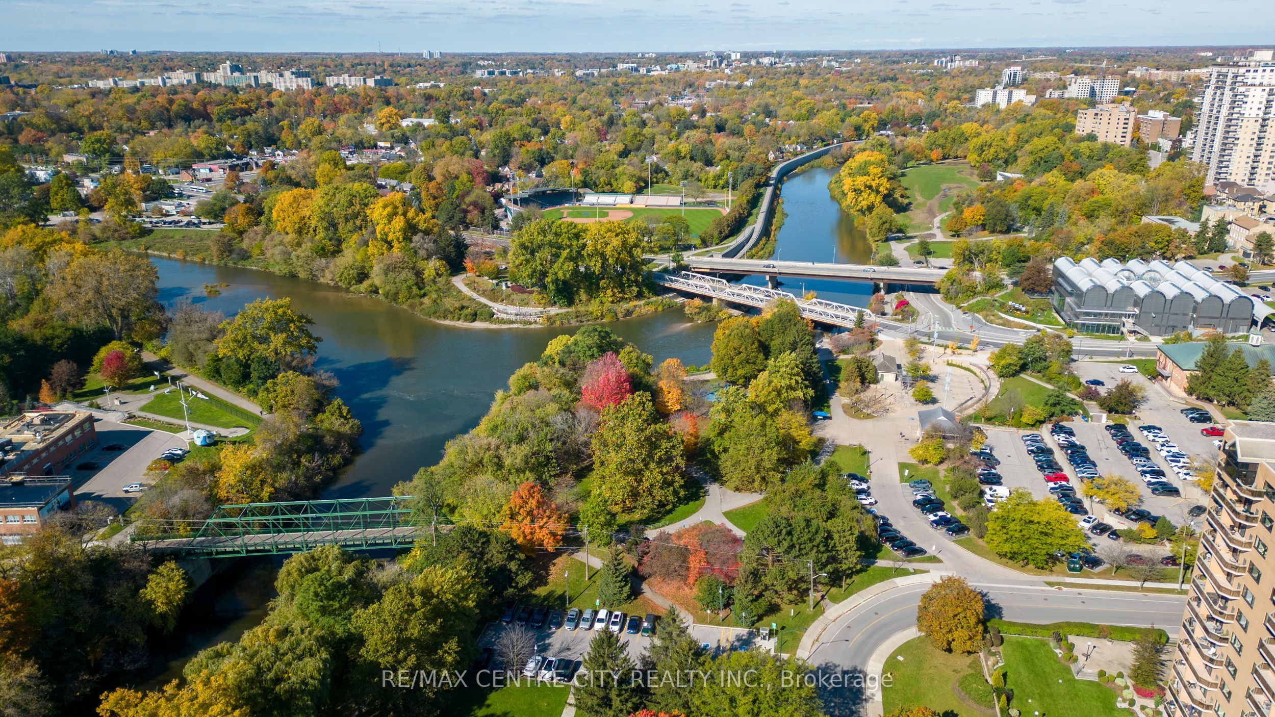 19 King Street 1102 Property Photo 33