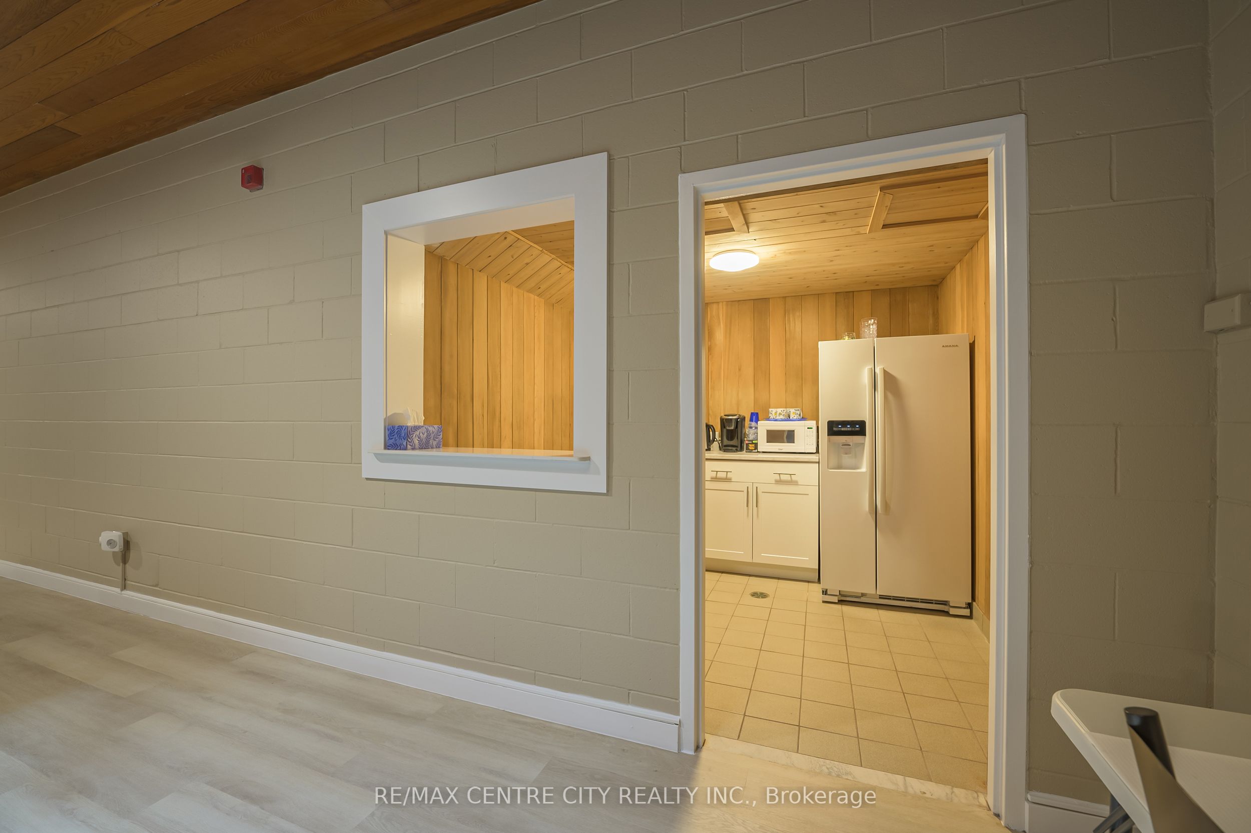 19 King Street 1102 Property Photo 43