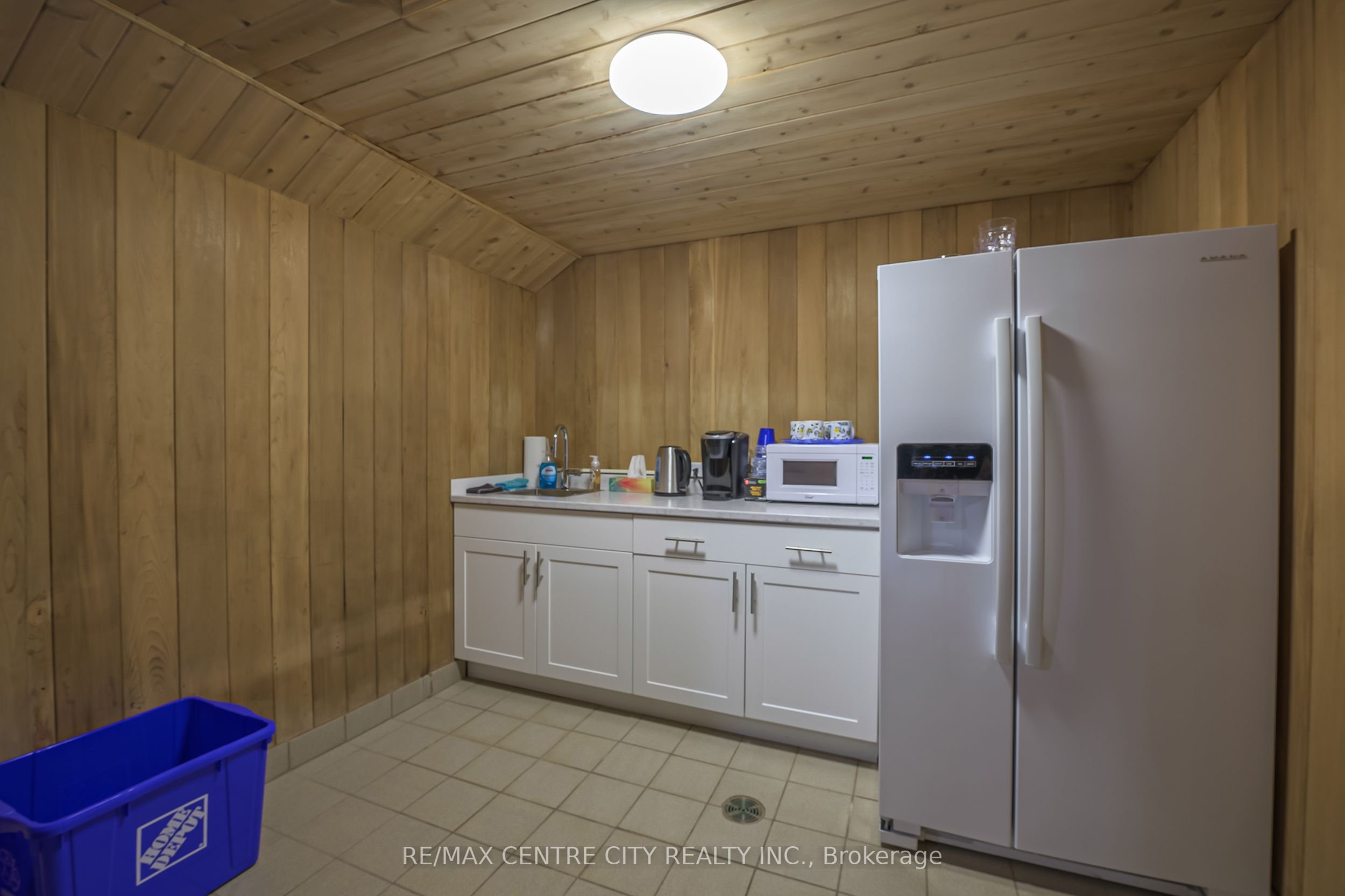 19 King Street 1102 Property Photo 45