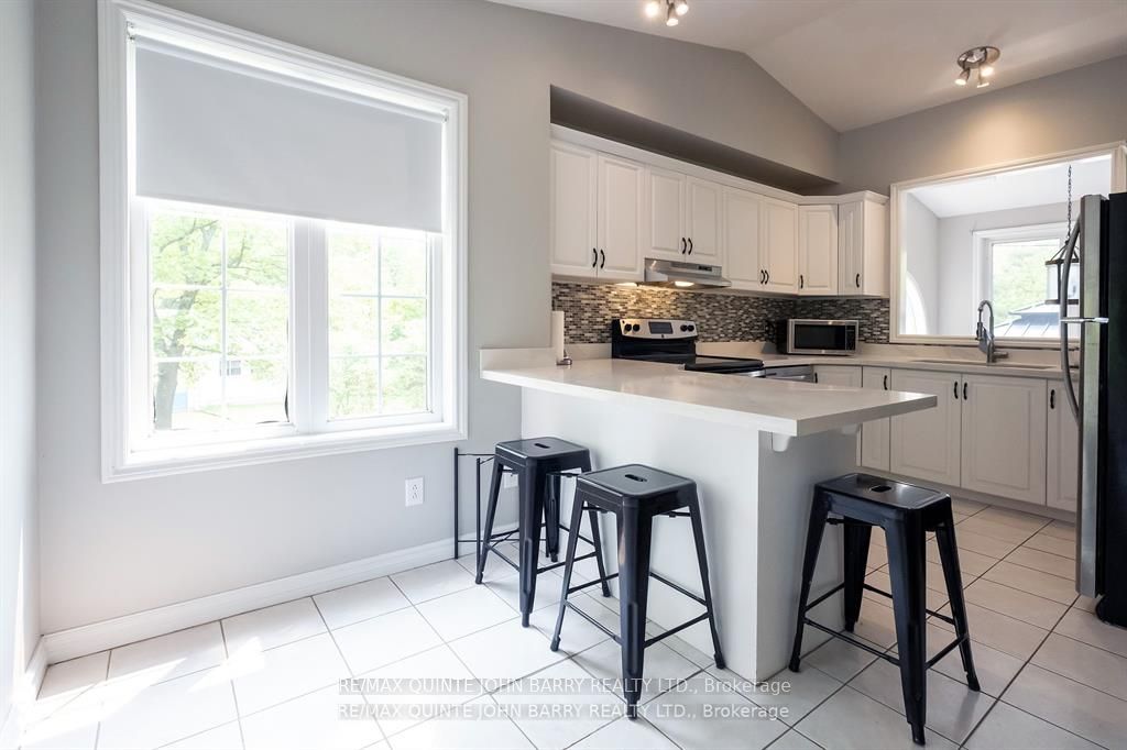 524 Christiani Road Property Photo 8