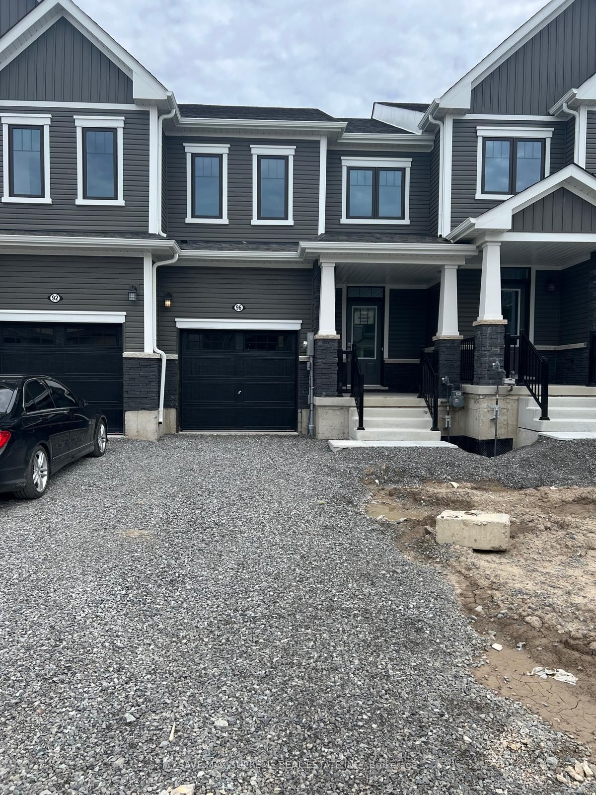 96 Selection Heights Property Photo 1