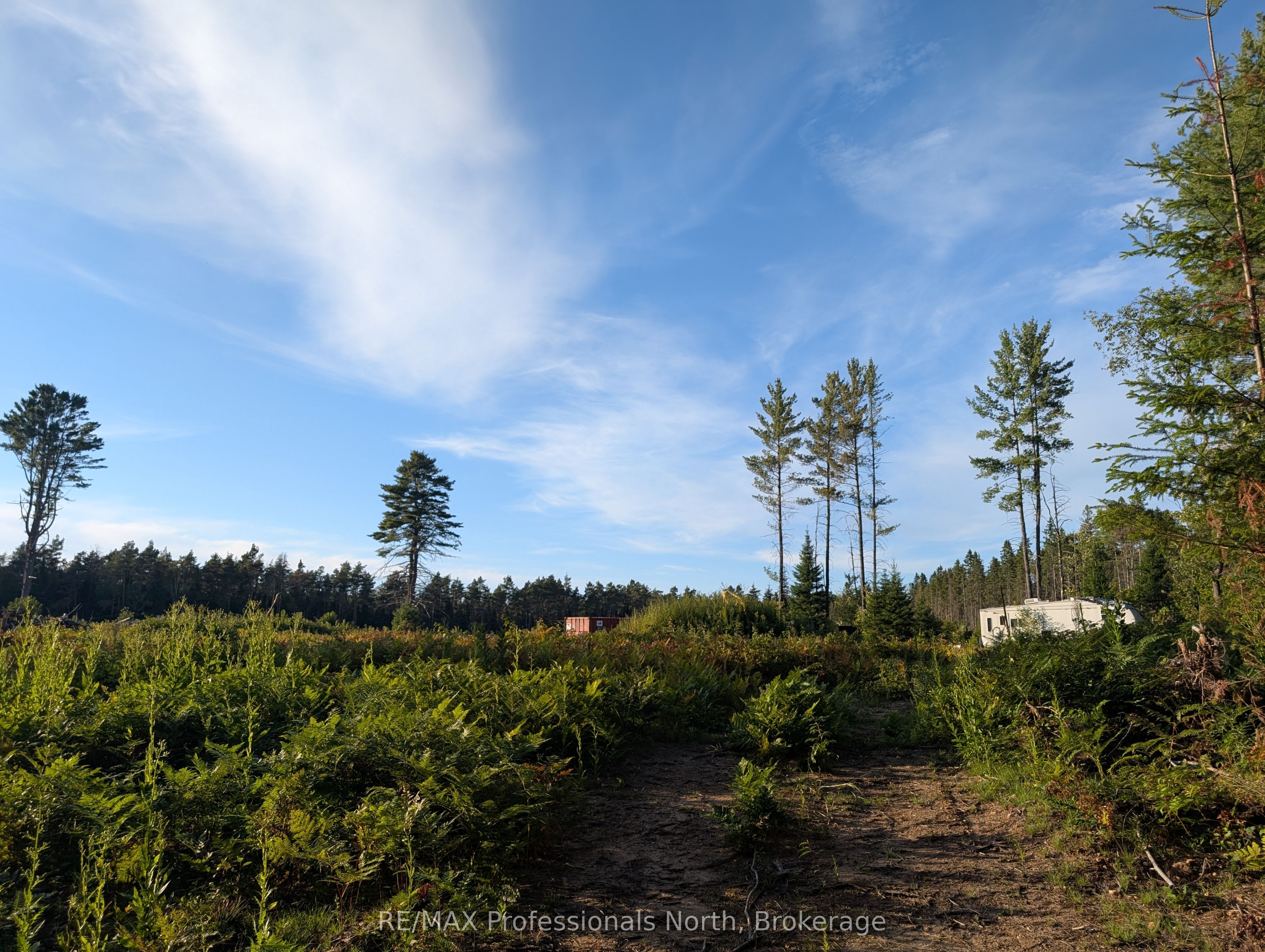 2204 Yearley Road Property Photo 7