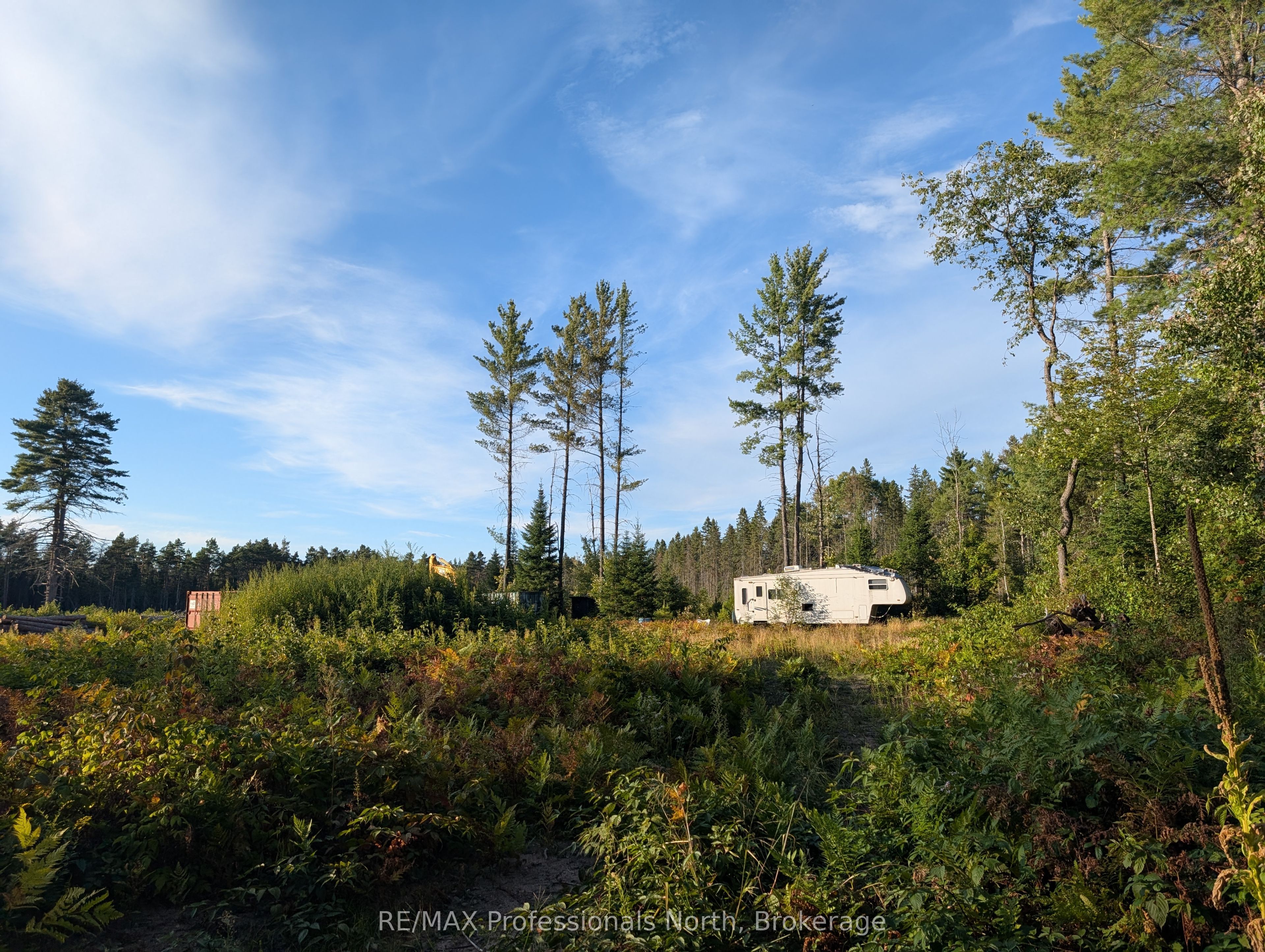 2204 Yearley Road Property Photo 8