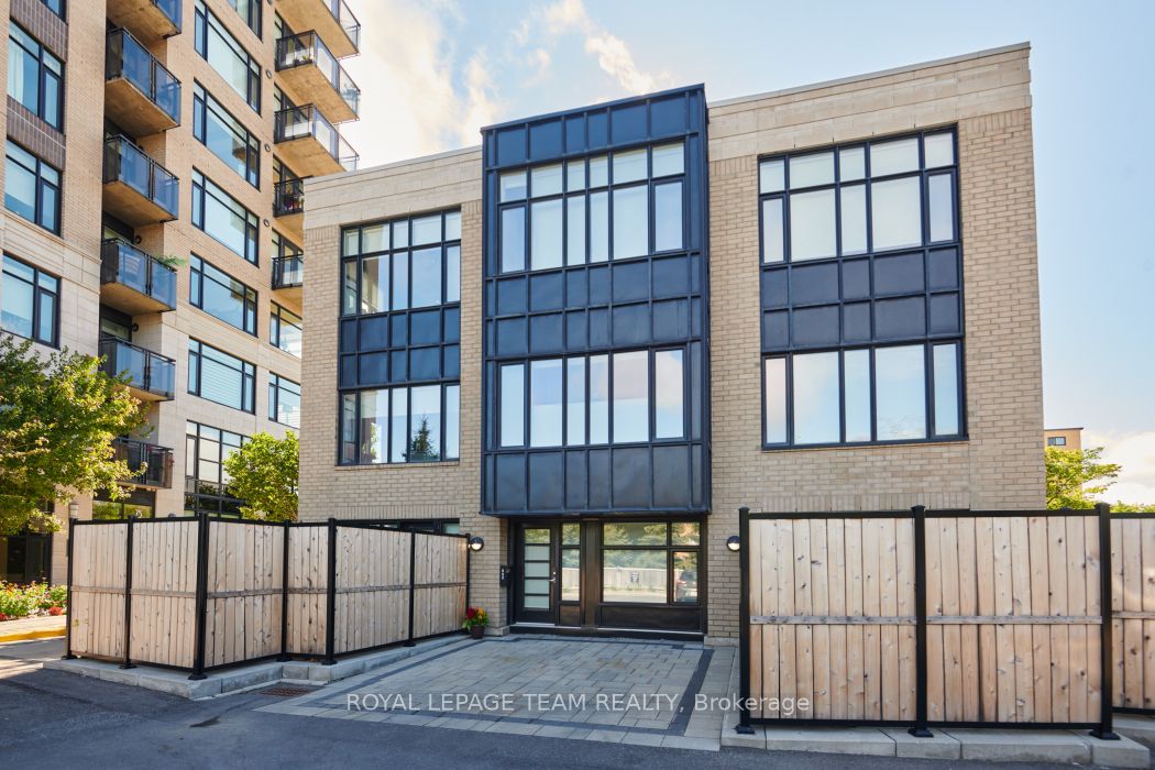 775 Richmond Rd Property Photo 1