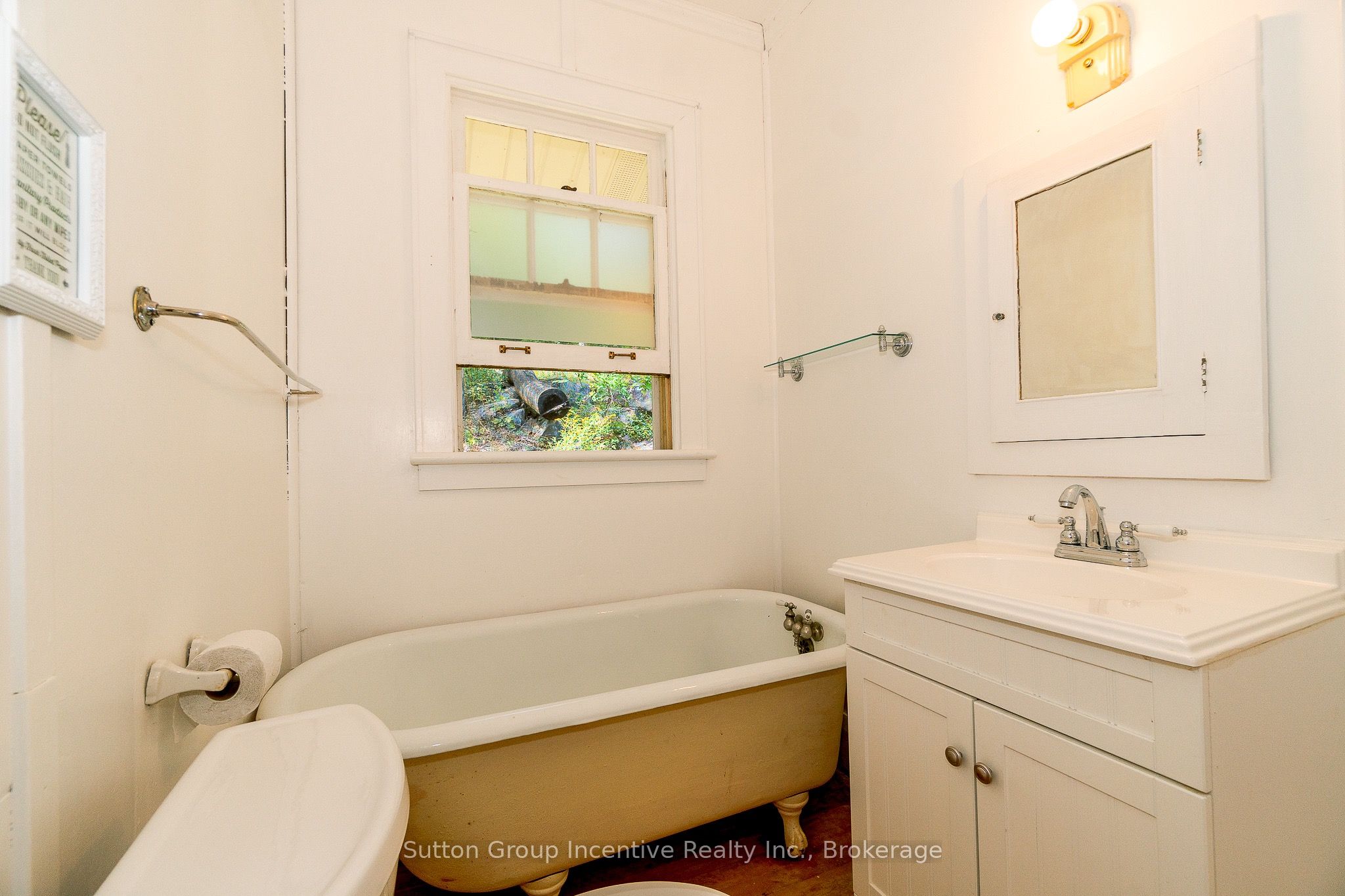 12 Ouno Island Property Photo 28