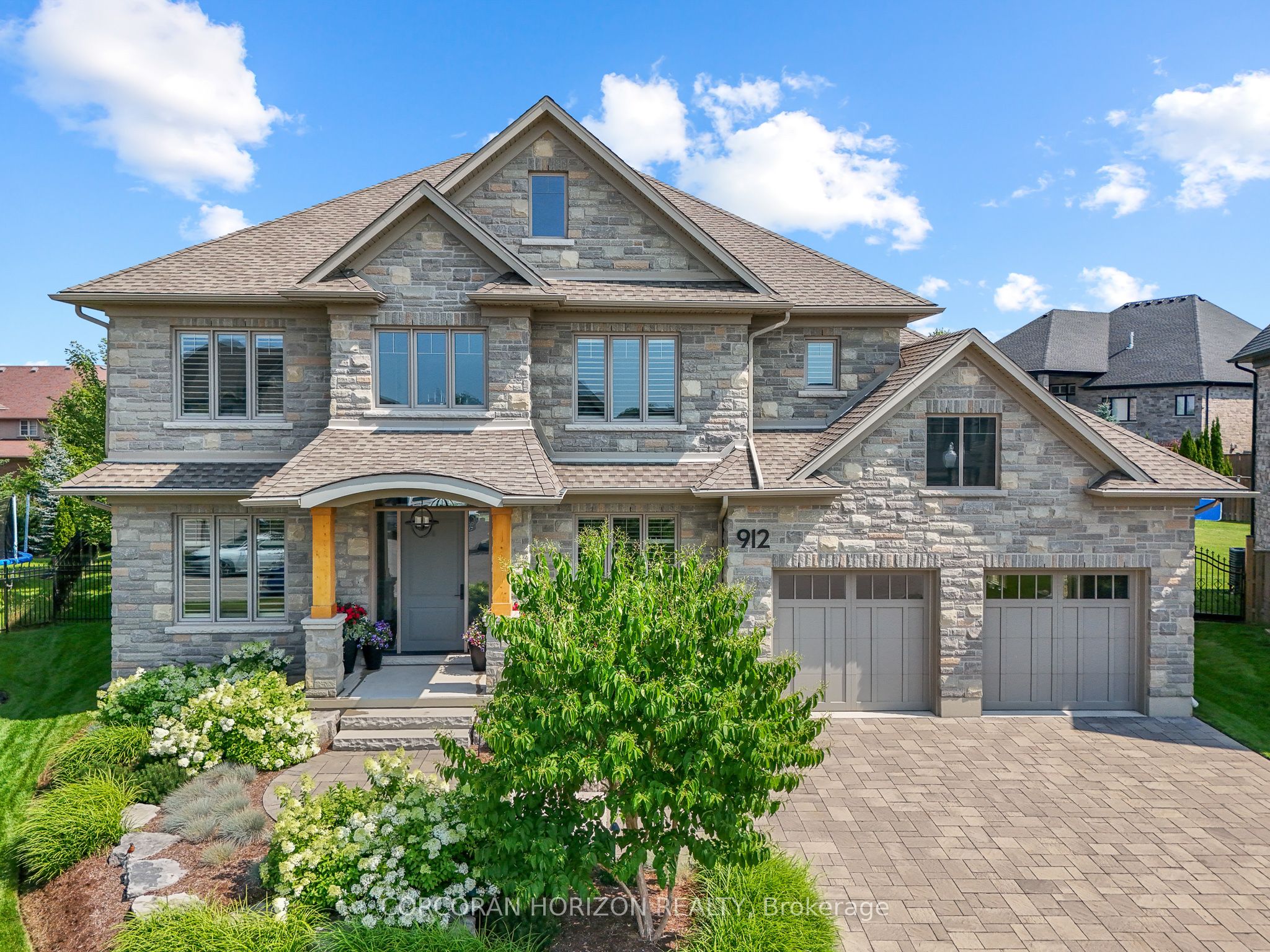 912 Fall Harvest Court Property Photo 1