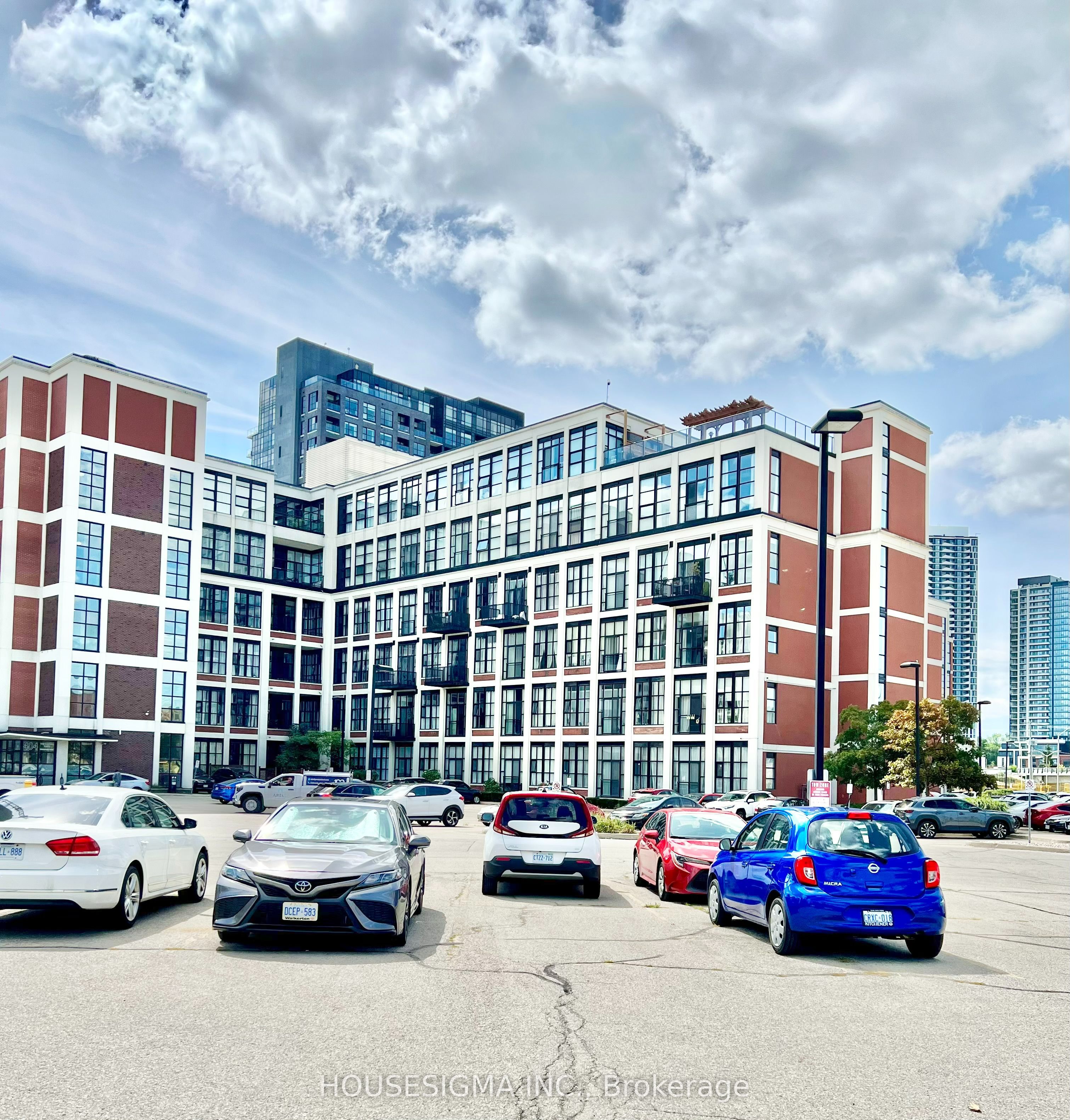 404 King Street W 109 Property Photo