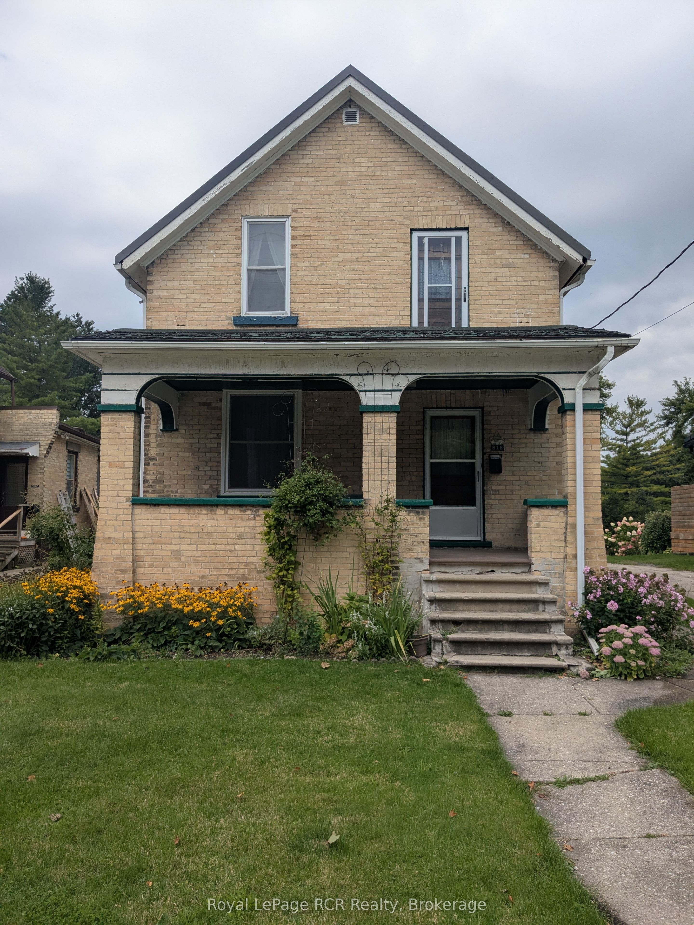 616 9th Avenue Property Photo 1