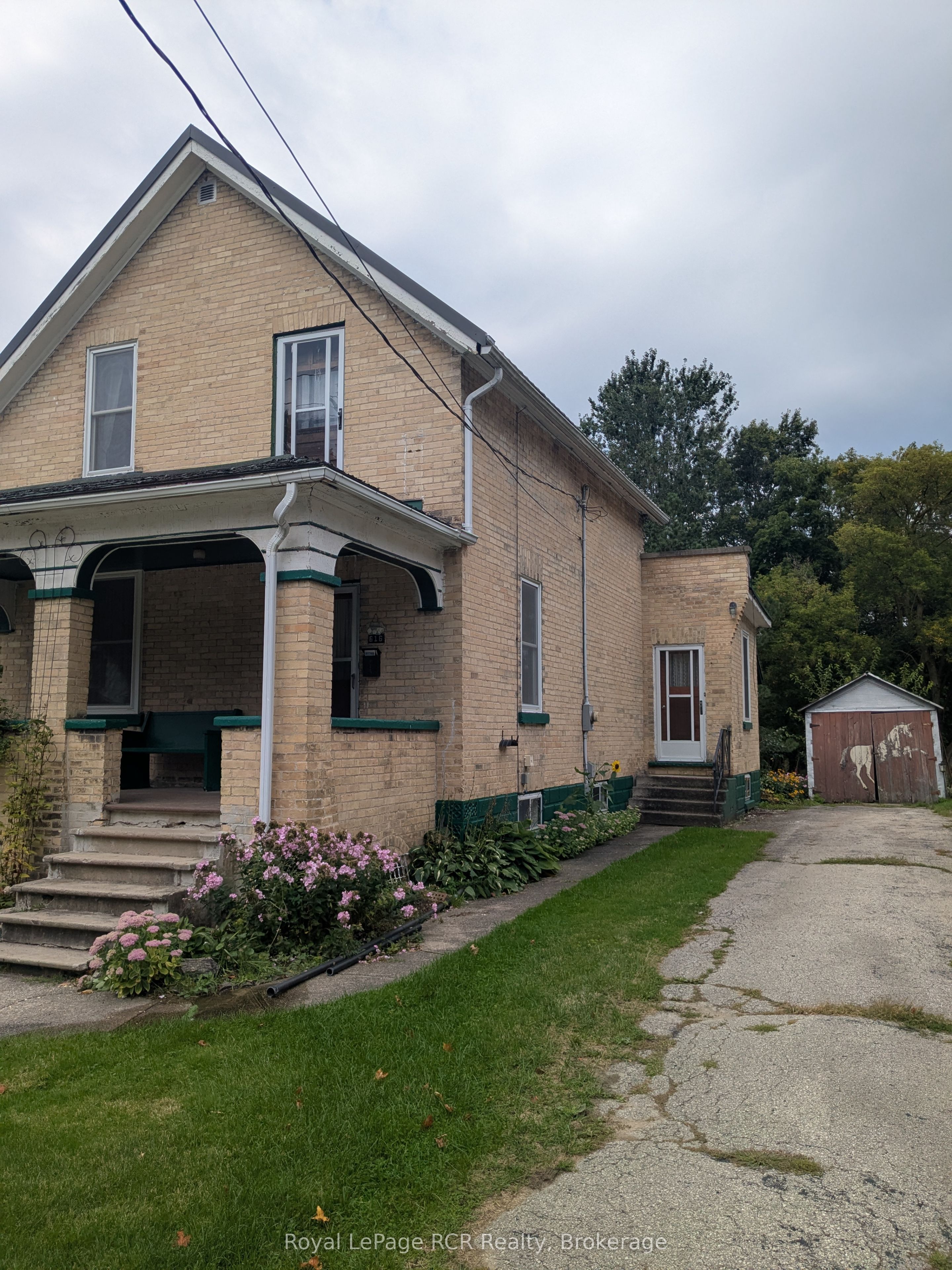 616 9th Avenue Property Photo 2