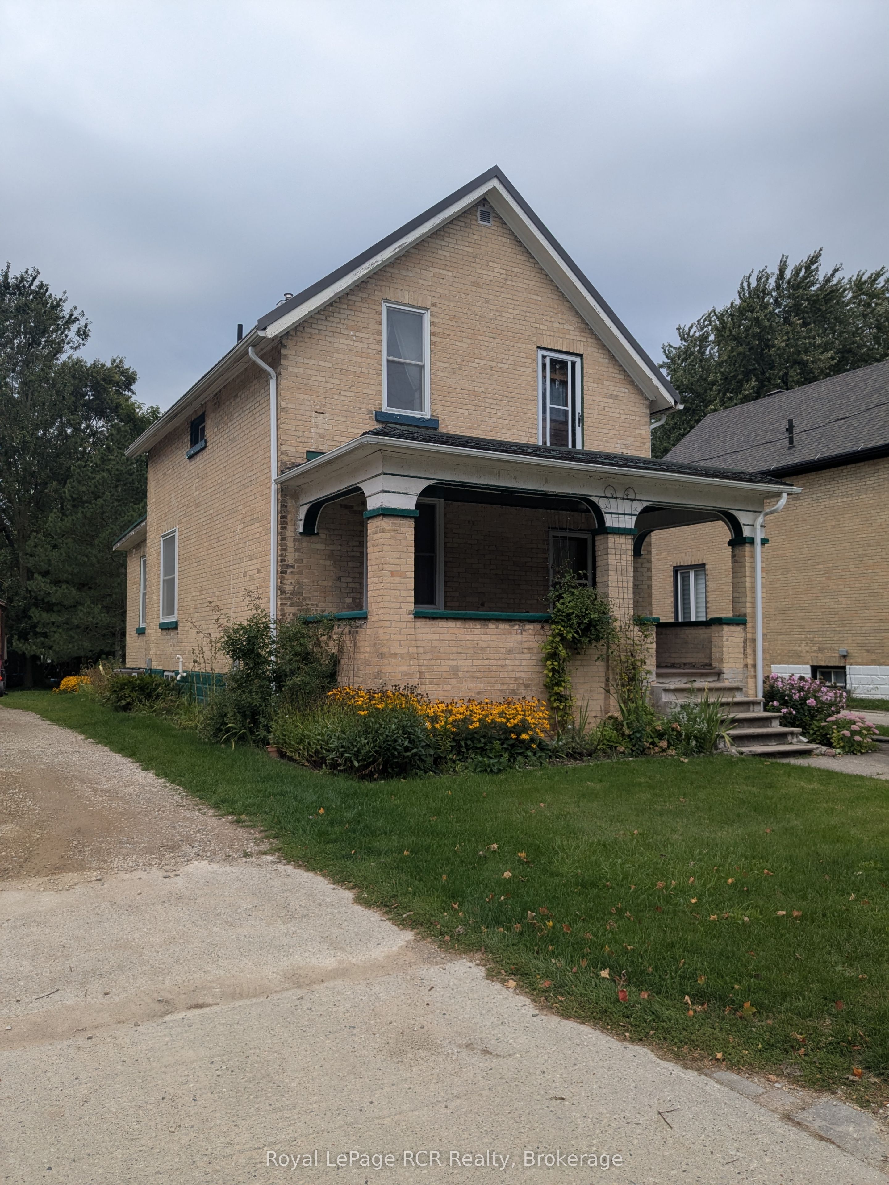 616 9th Avenue Property Photo 3