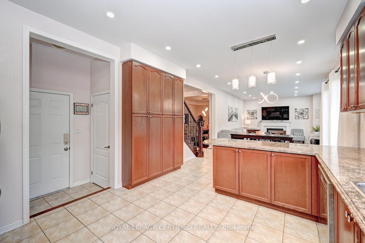 59 Apple Drive Property Photo 23