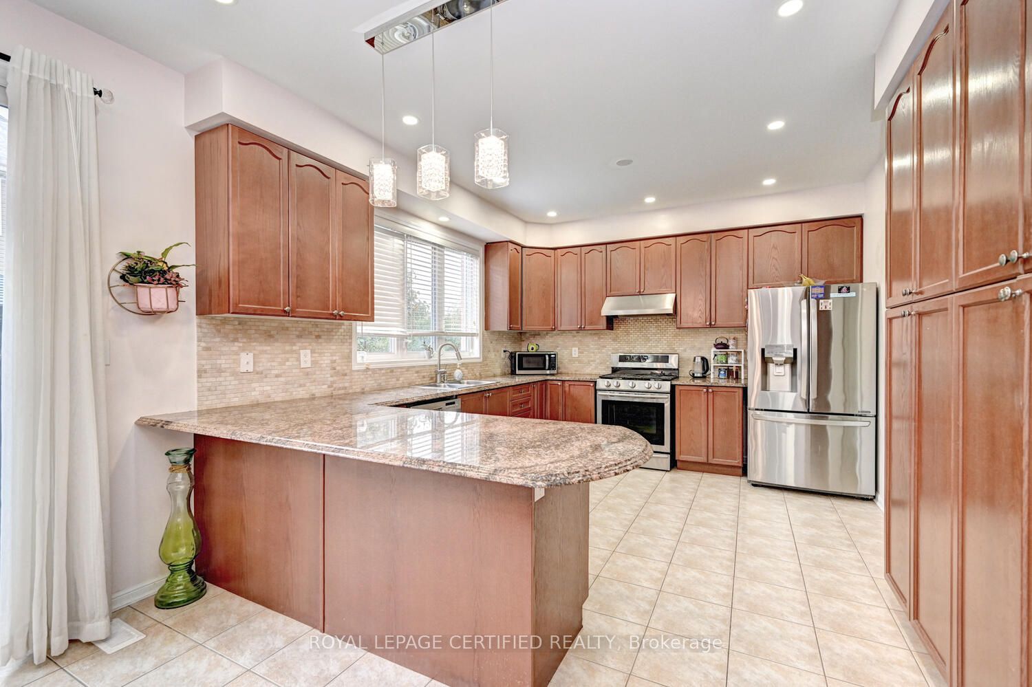 59 Apple Drive Property Photo 24