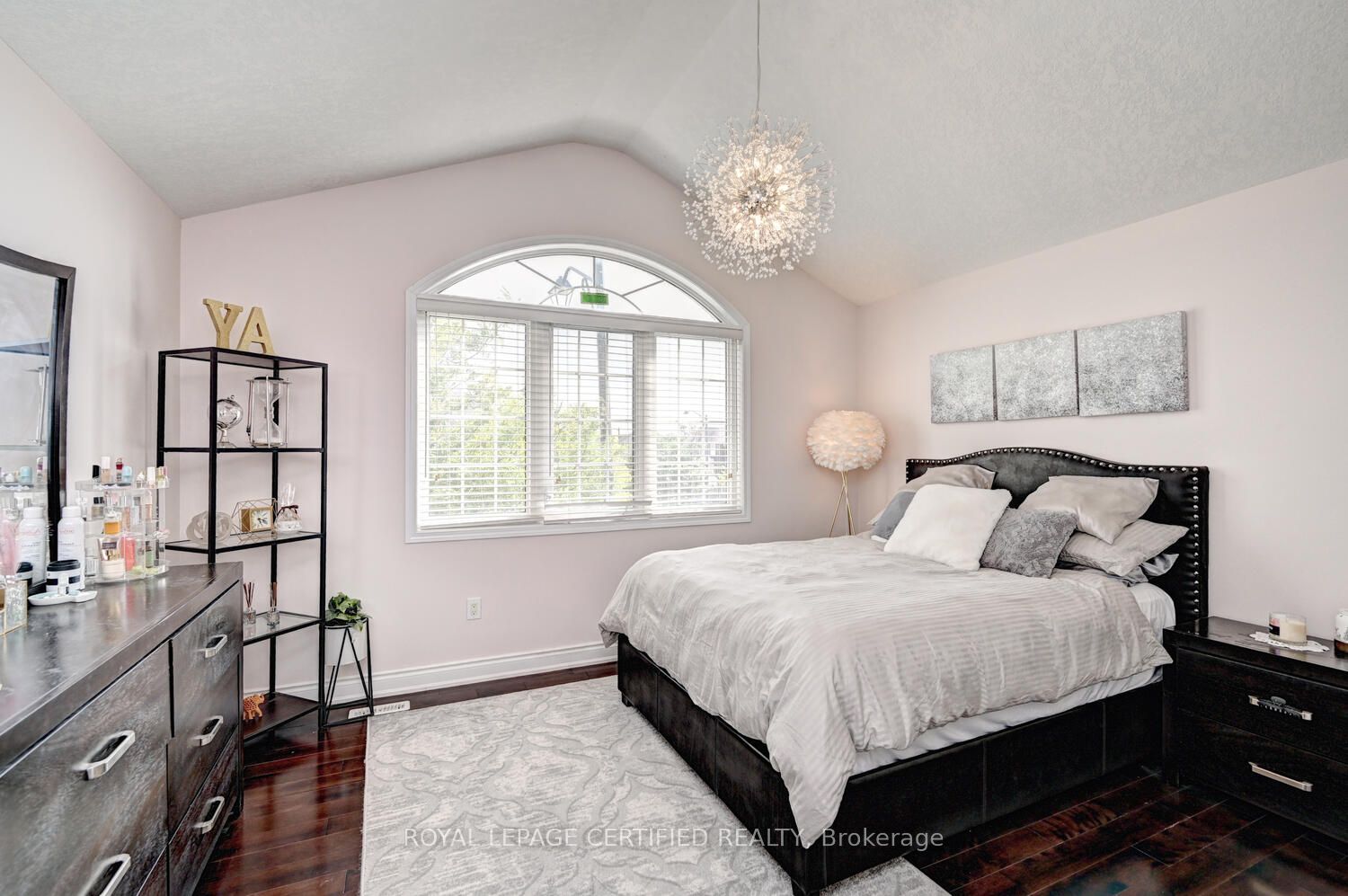 59 Apple Drive Property Photo 43